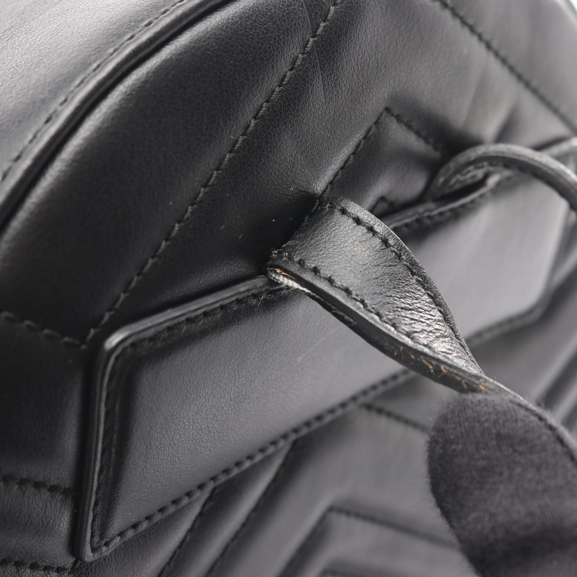 Gucci Black Leather Backpack (Pre-Owned)