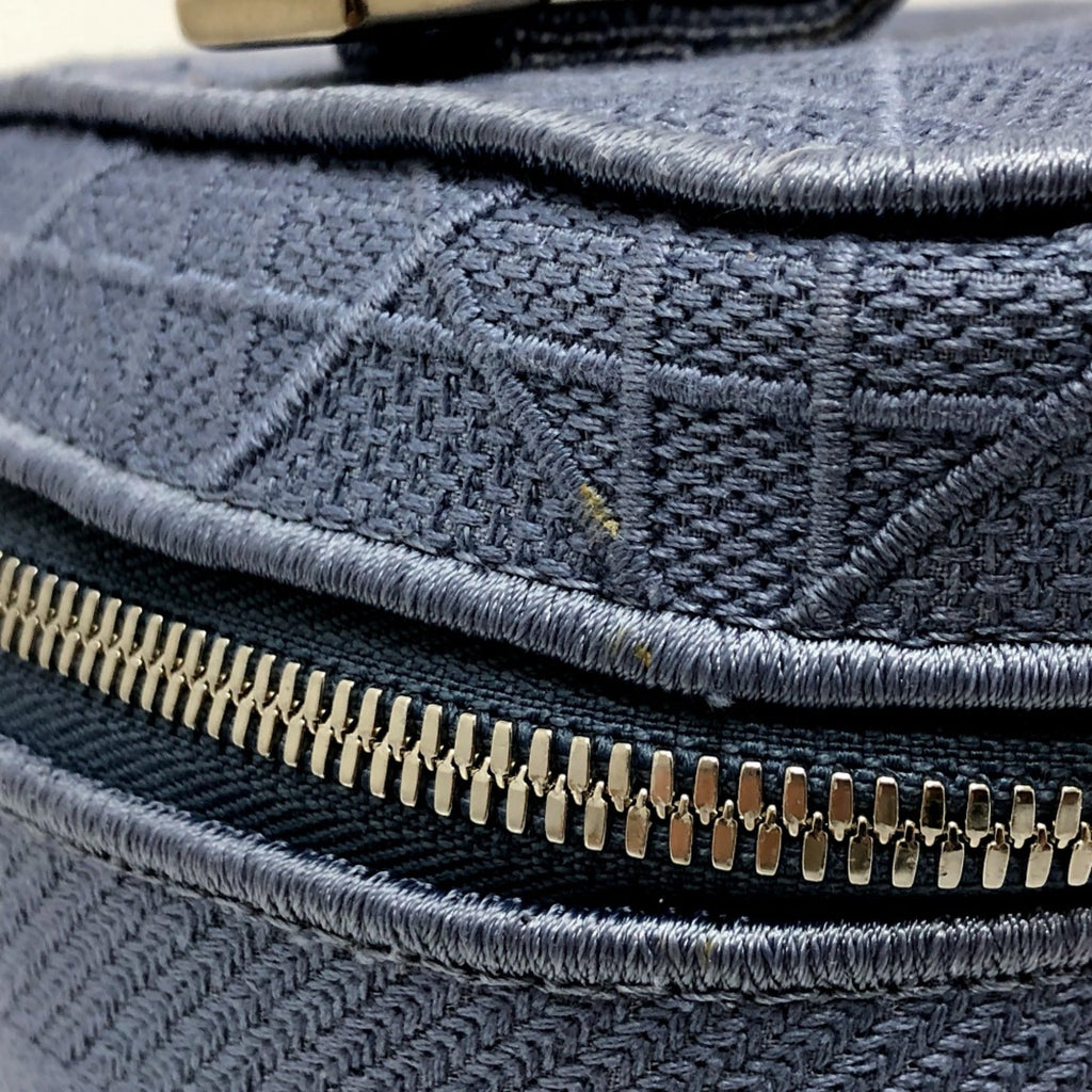 Christian Dior Blue Cloth Handbag (Pre-Owned)