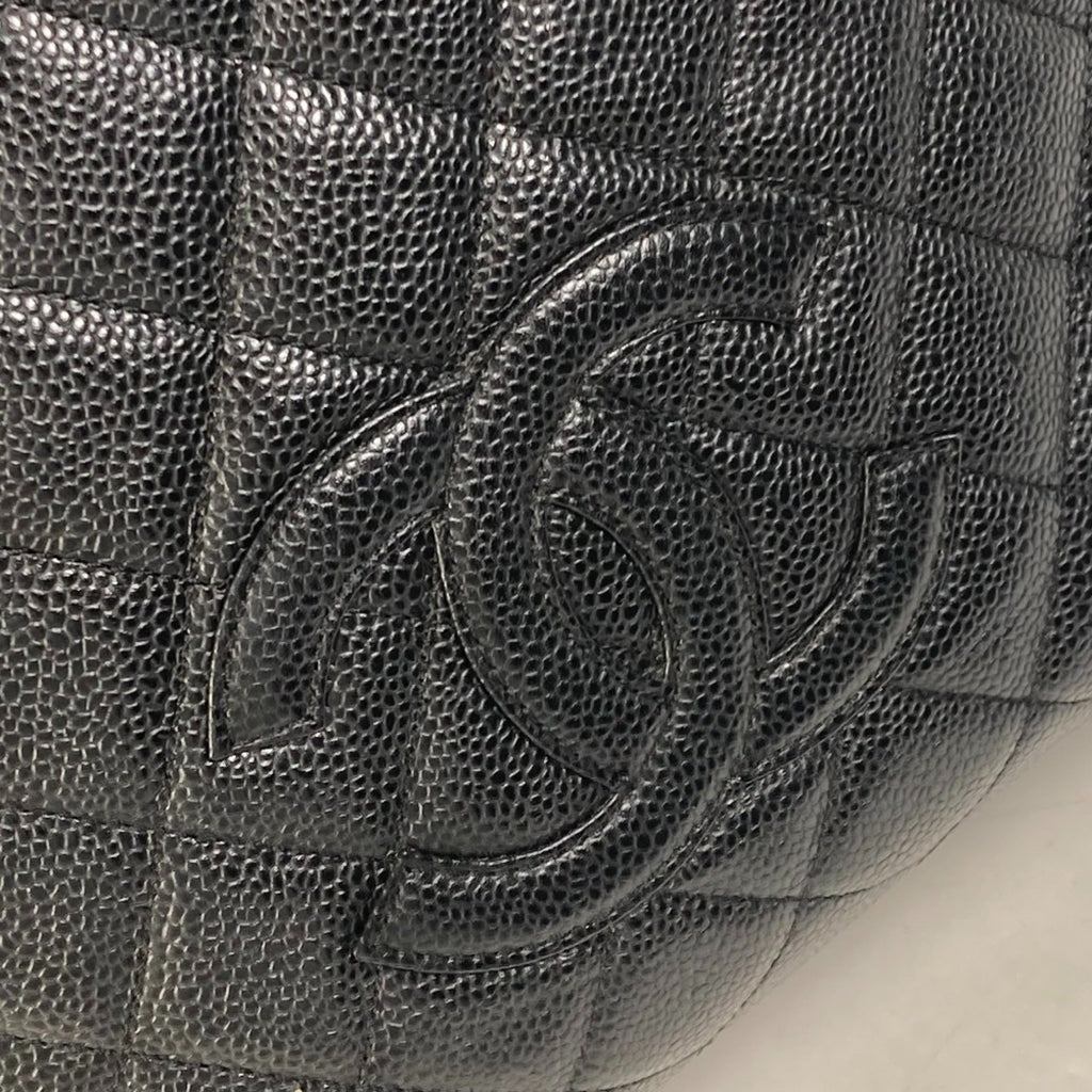 Chanel Black Leather Shoulder Bag