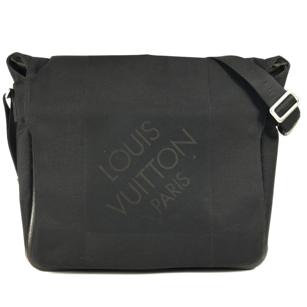 Louis Vuitton Black Noir Damier Geant Messenger Bag Shoulder Bag
