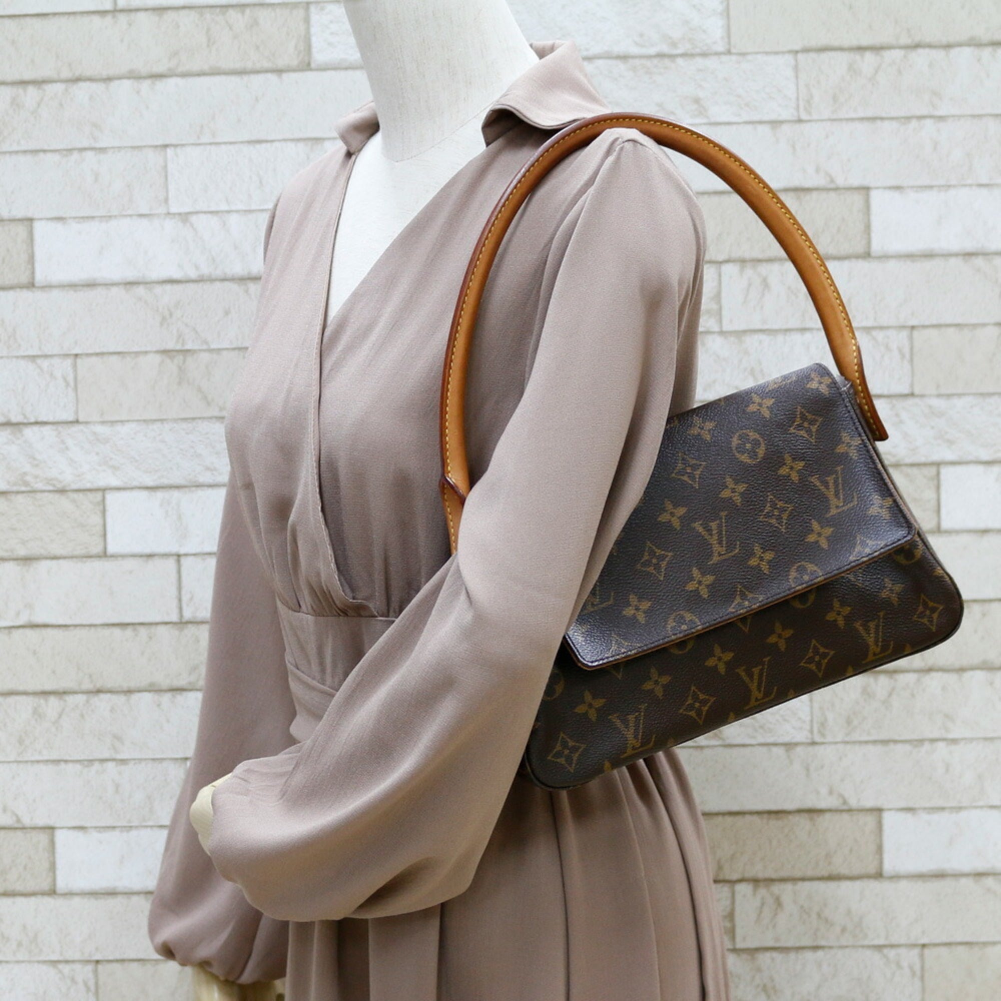 Louis Vuitton Handbag Monogram Mini Looping Br Women's Leather