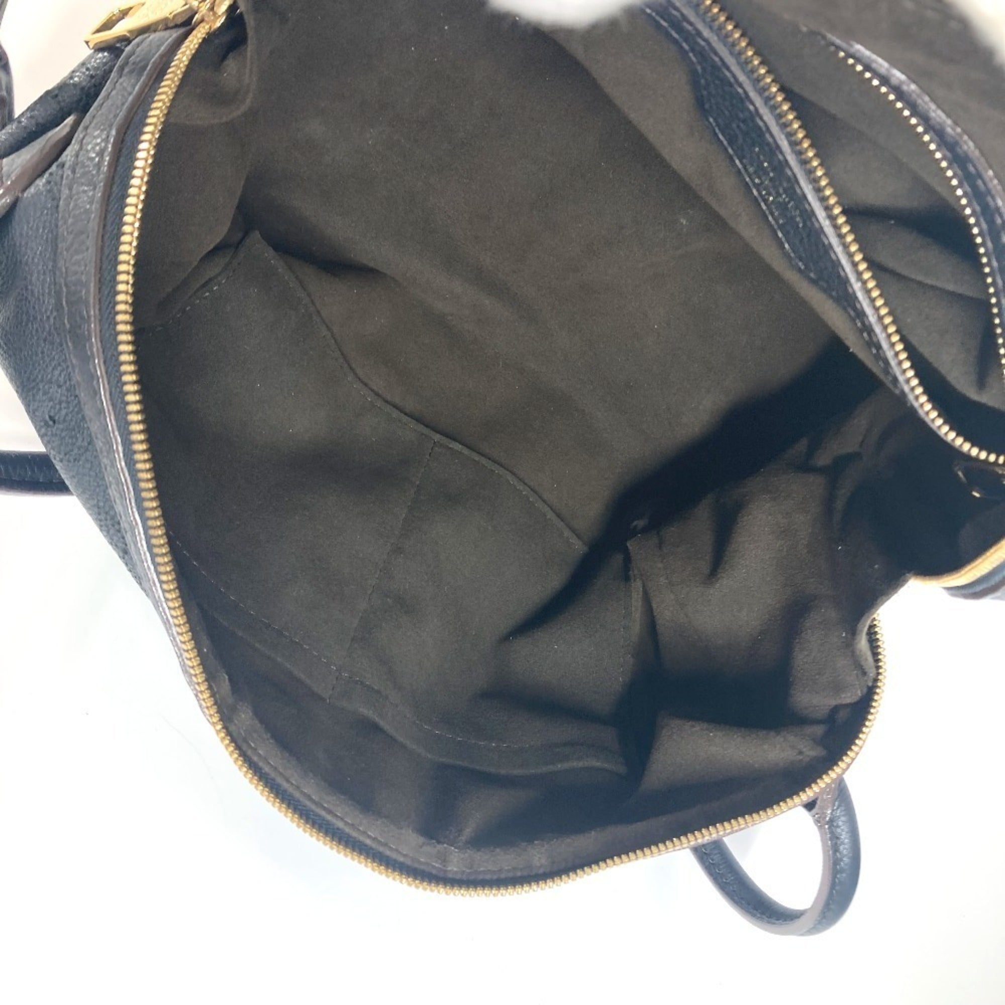 Louis Vuitton Mahina Black Noir Mahina Leather Shoulder Bag