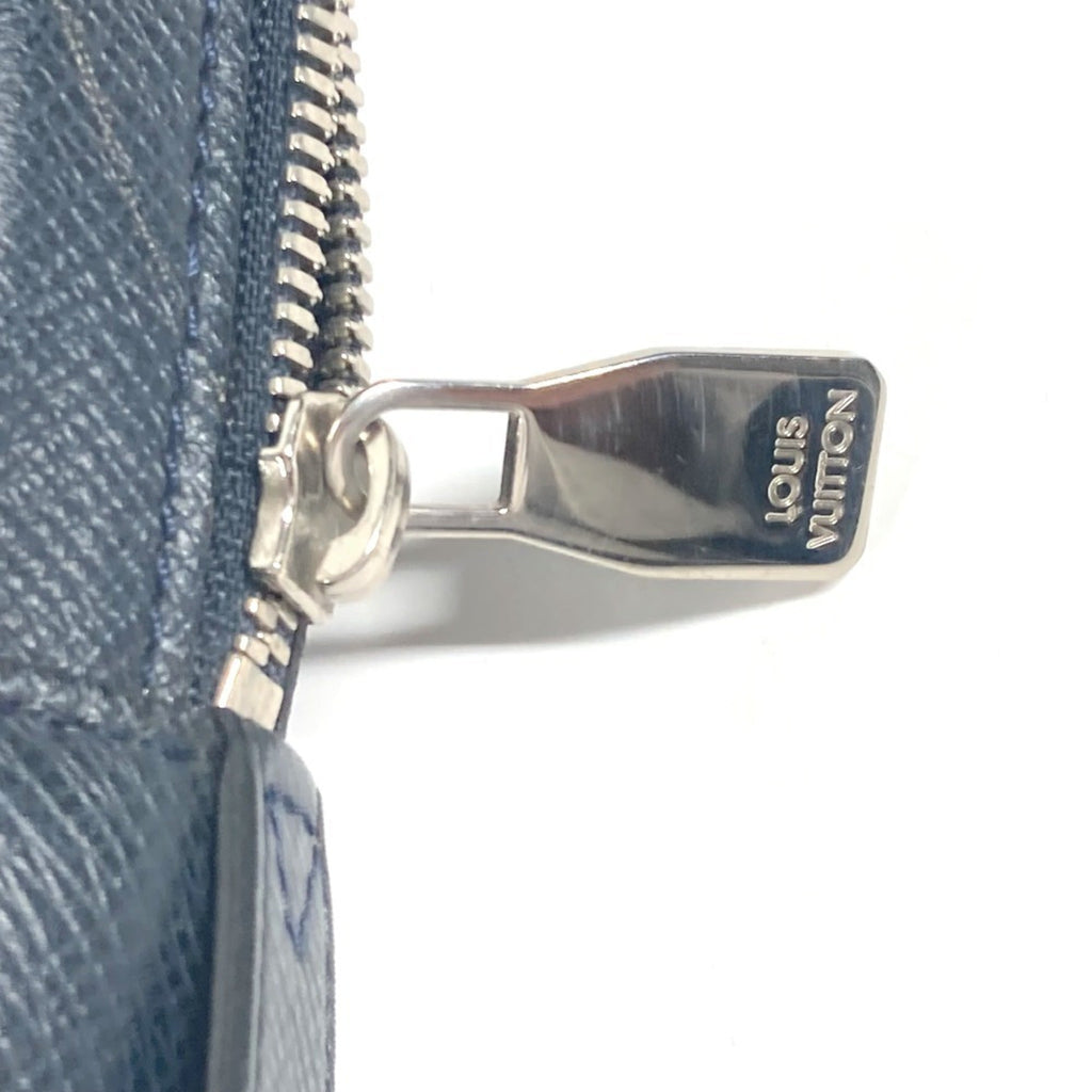 Louis Vuitton Boreal Dark Navy Taiga Leather Leather Briefcase