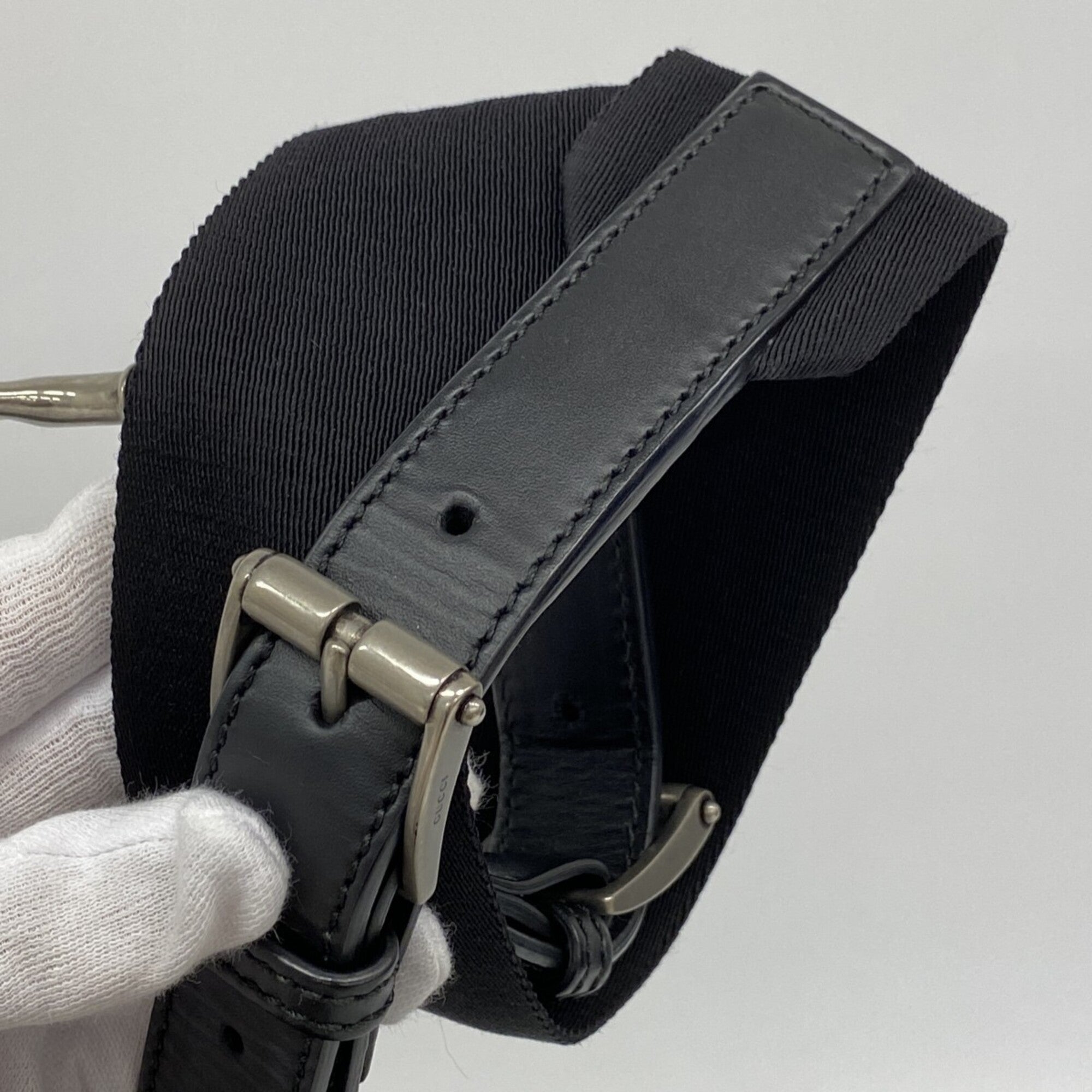 Gucci Black Nylon Handbag (Pre-Owned)