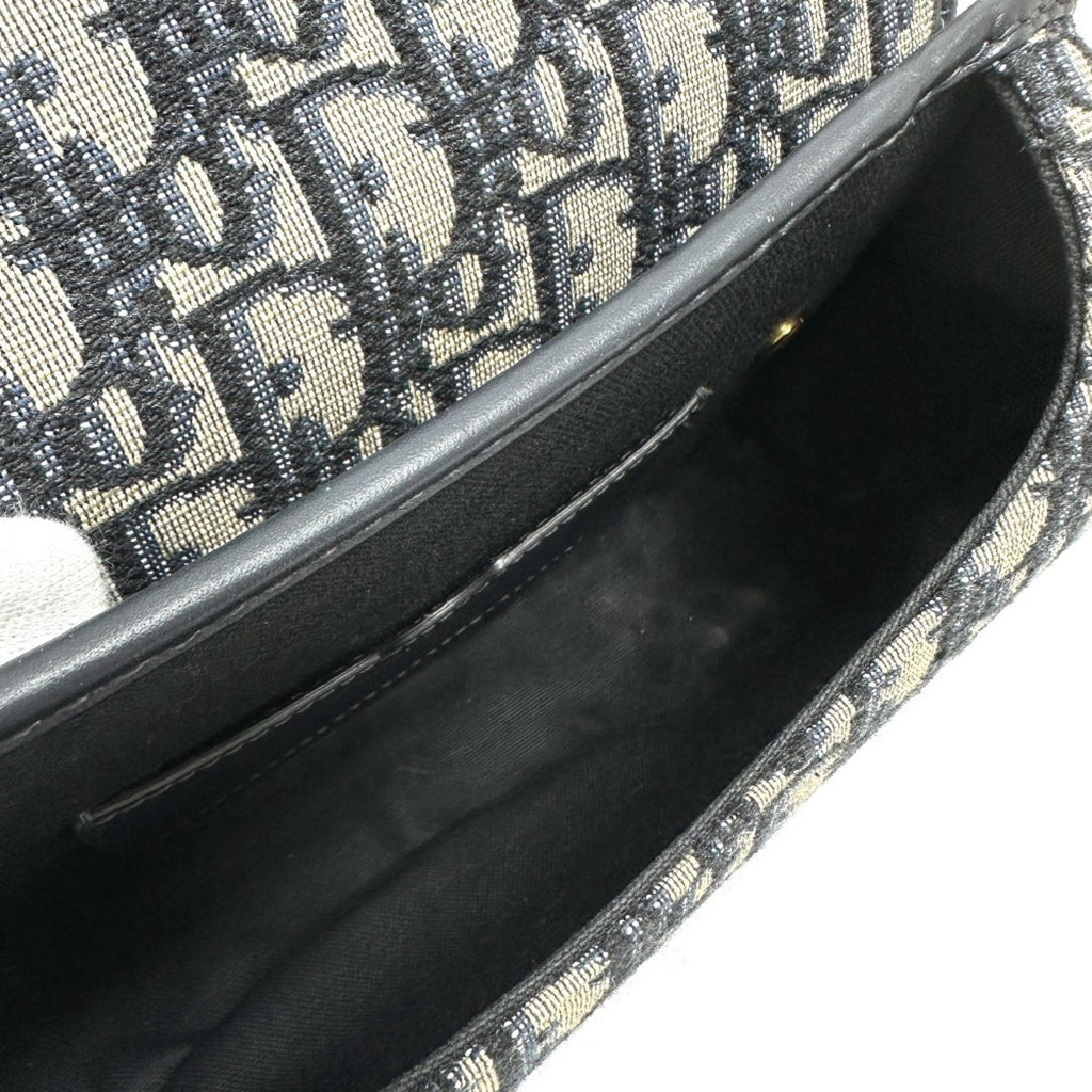 Christian Dior Gray Leather Shoulder Bag (Pre-Owned)