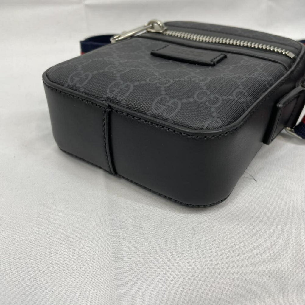 Gucci Blue Gg Supreme Shoulder Bag (Pre-Owned)