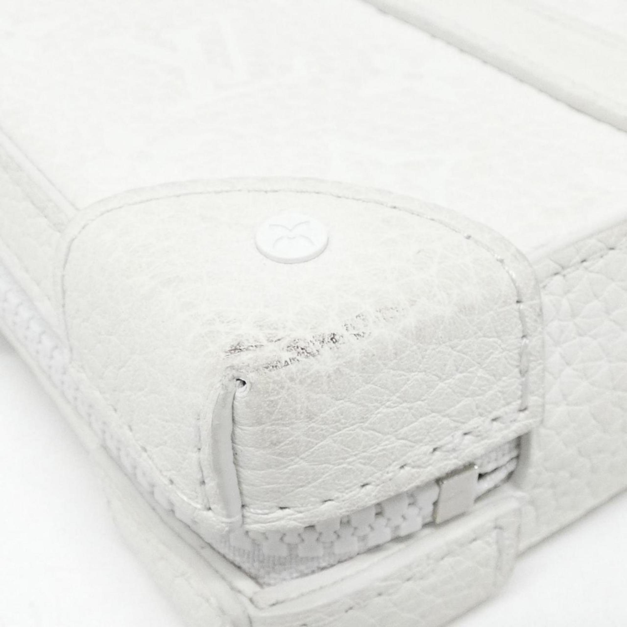 Louis Vuitton Taurillon White Leather Shoulder Bag