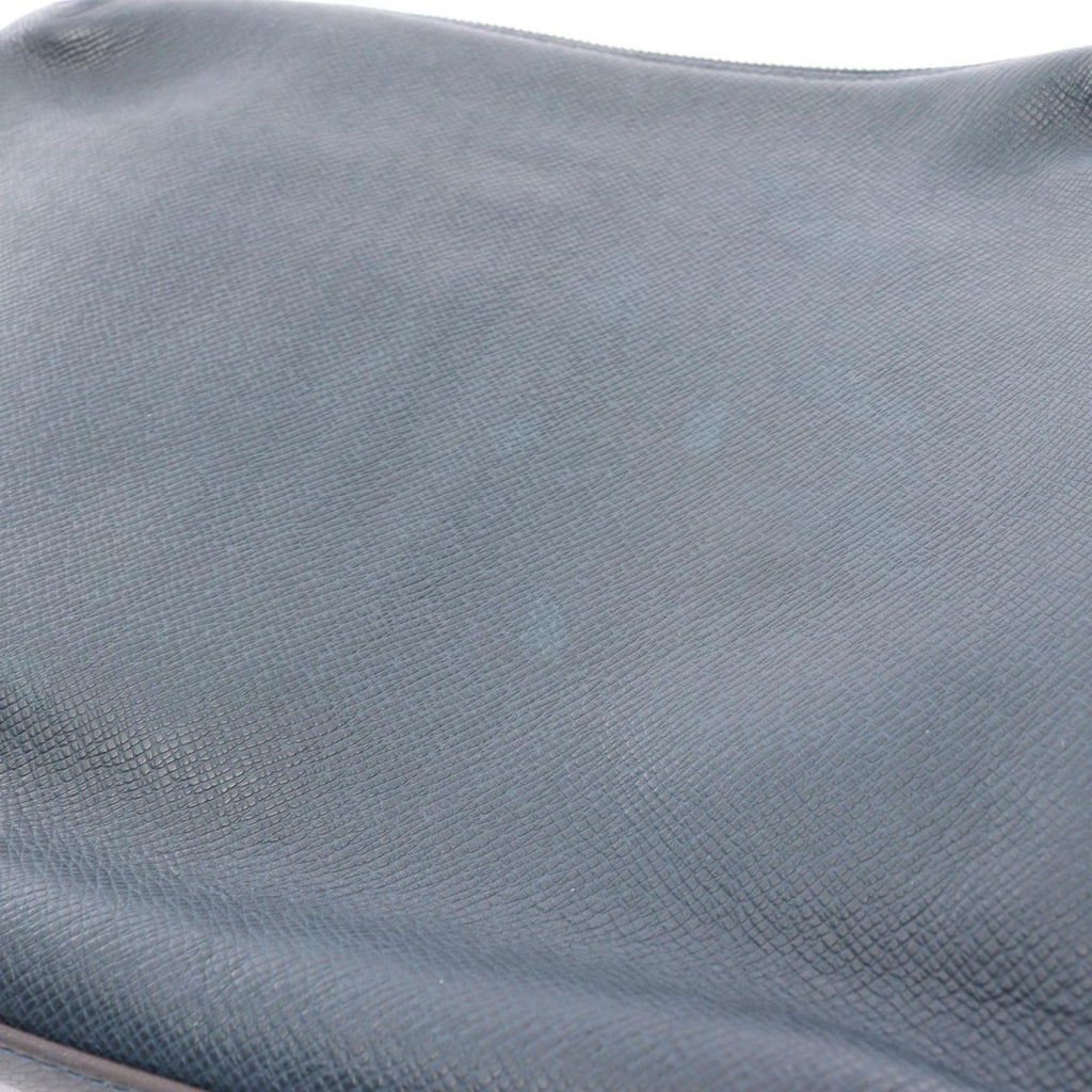 Louis Vuitton Navy Taiga Leather Leather Handbag Shoulder Bag