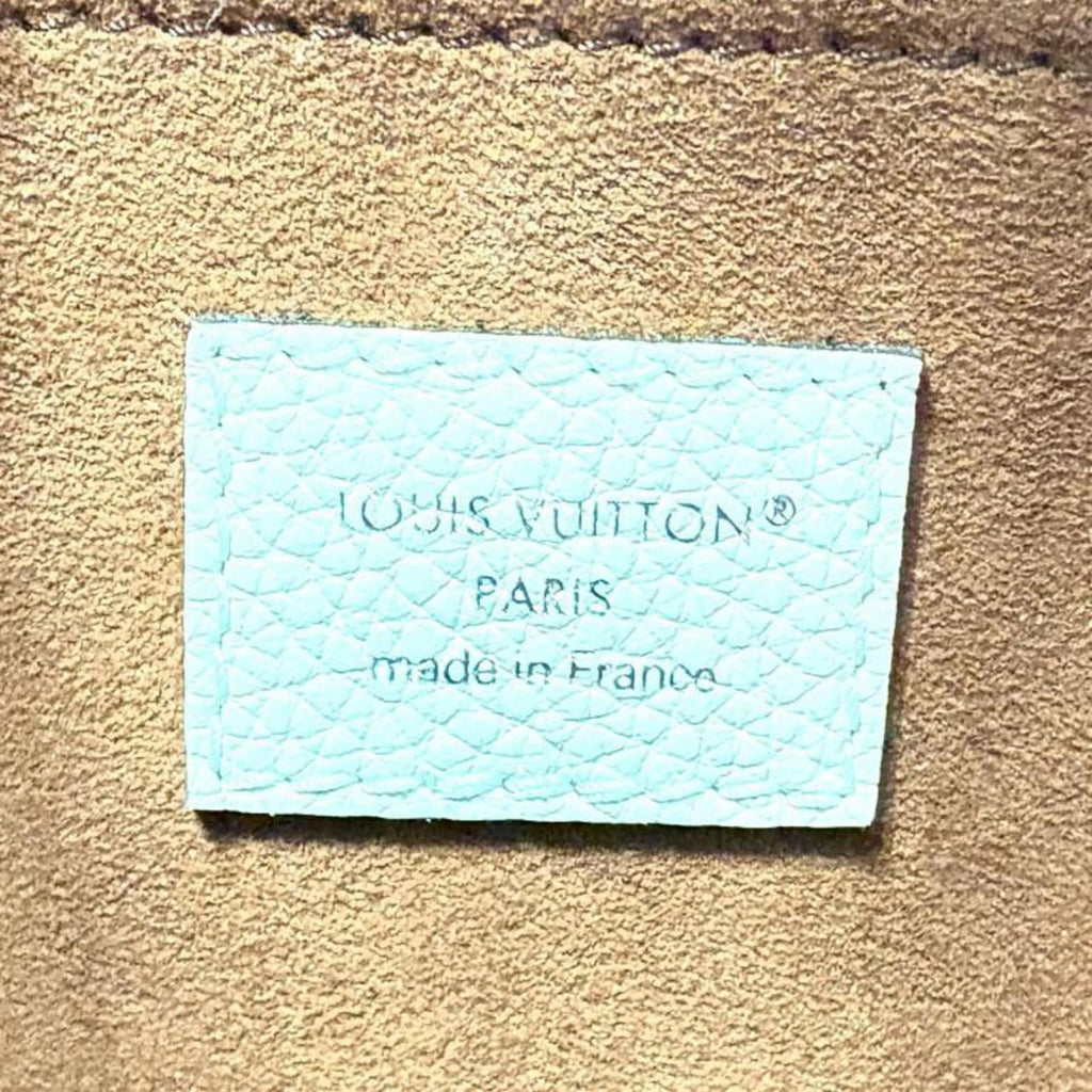 Louis Vuitton Beige Galle Mahina Leather Handbag Shoulder Bag