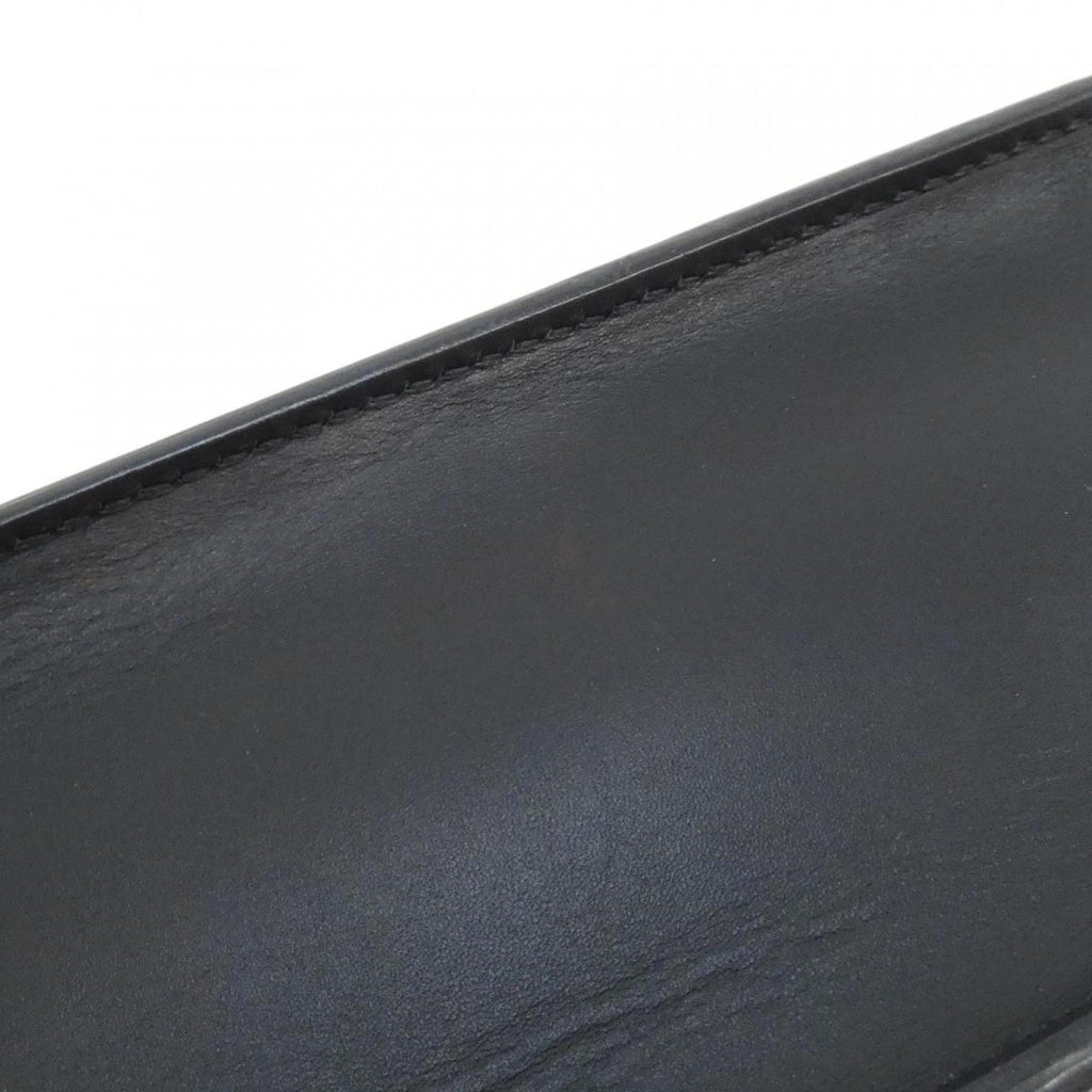 Gucci Sylvie Black Leather Shoulder Bag (Pre-Owned)