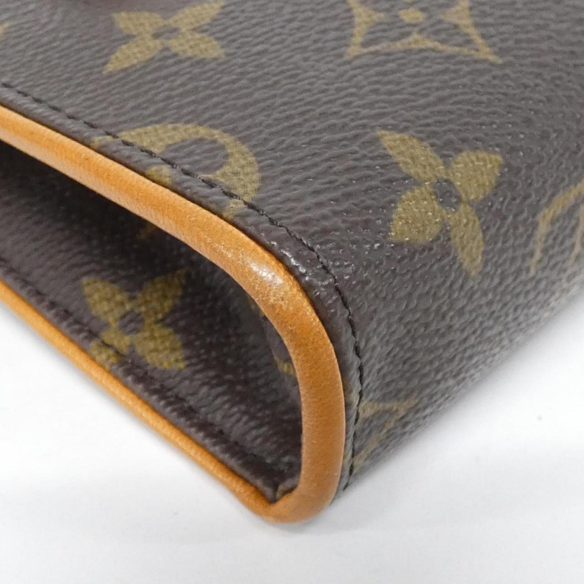 Louis Vuitton Marron Coated Canvas Fanny Pack Pochette