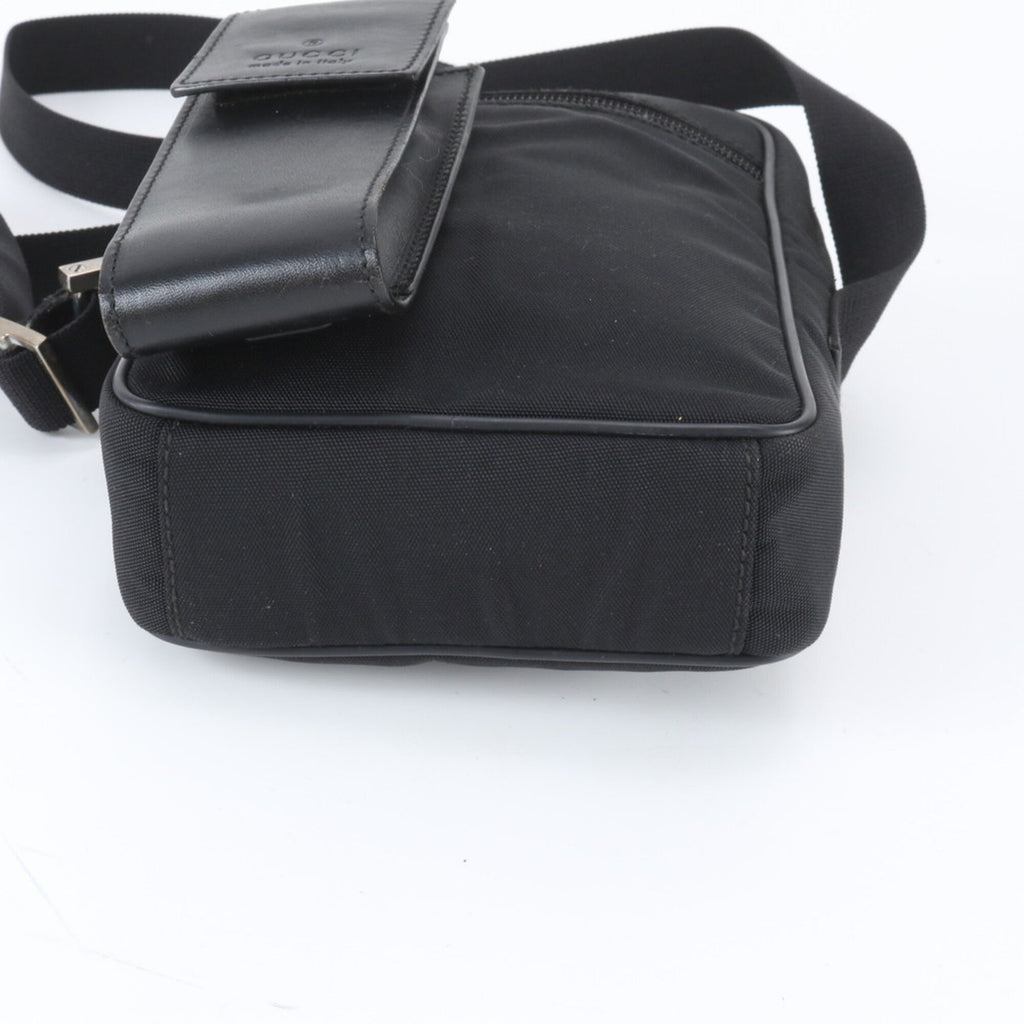 Gucci Black Leather Nylon Shoulder Bag (Pre-Owned)
