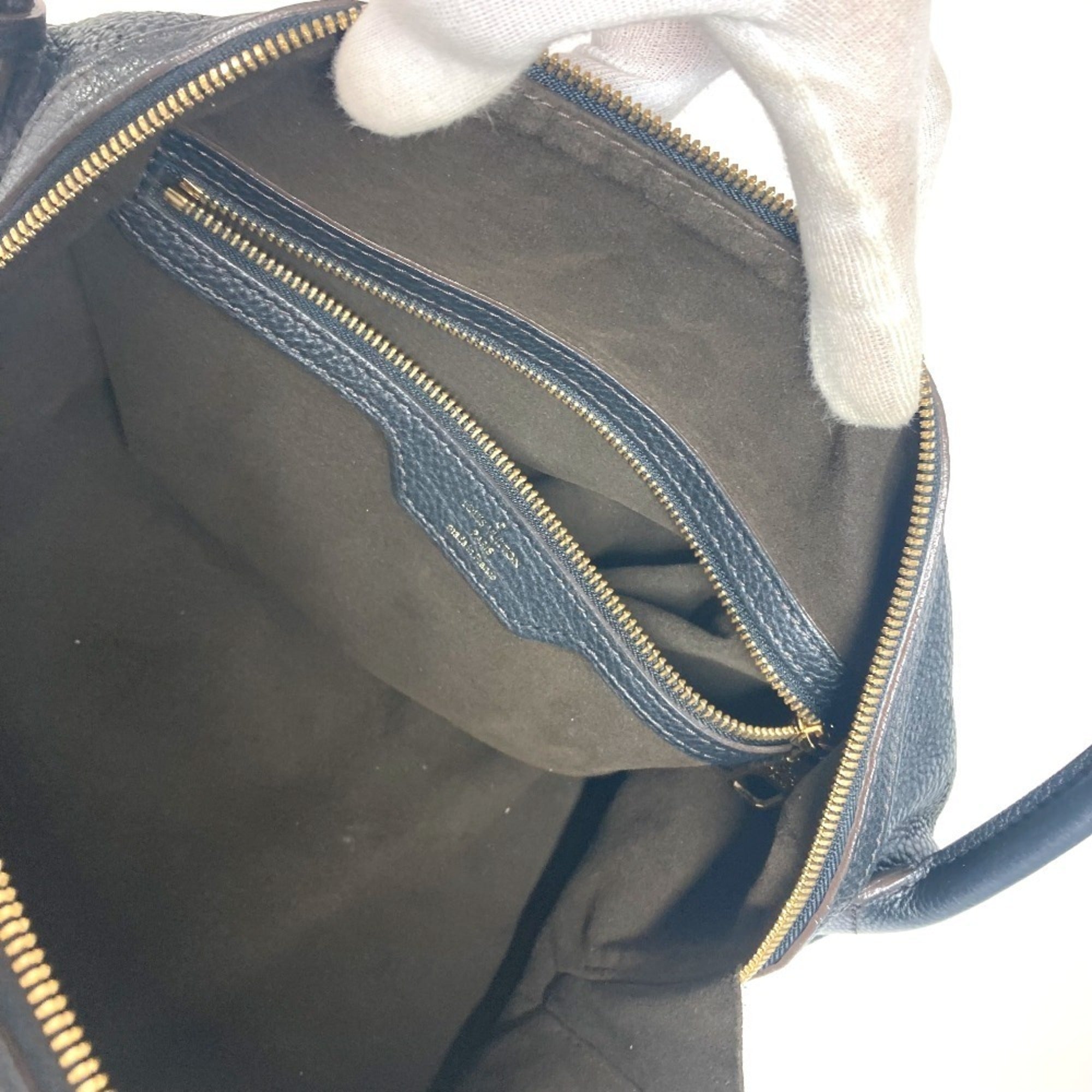 Louis Vuitton Mahina Black Noir Mahina Leather Shoulder Bag