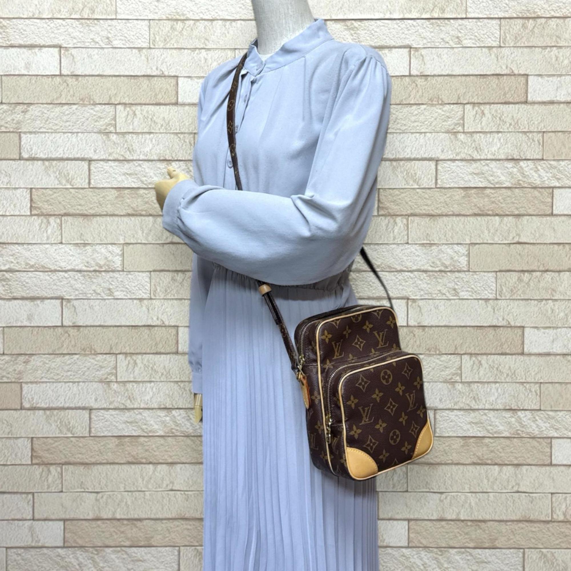 Louis Vuitton Monogram Brown Monogram Monogram Shoulder Bag
