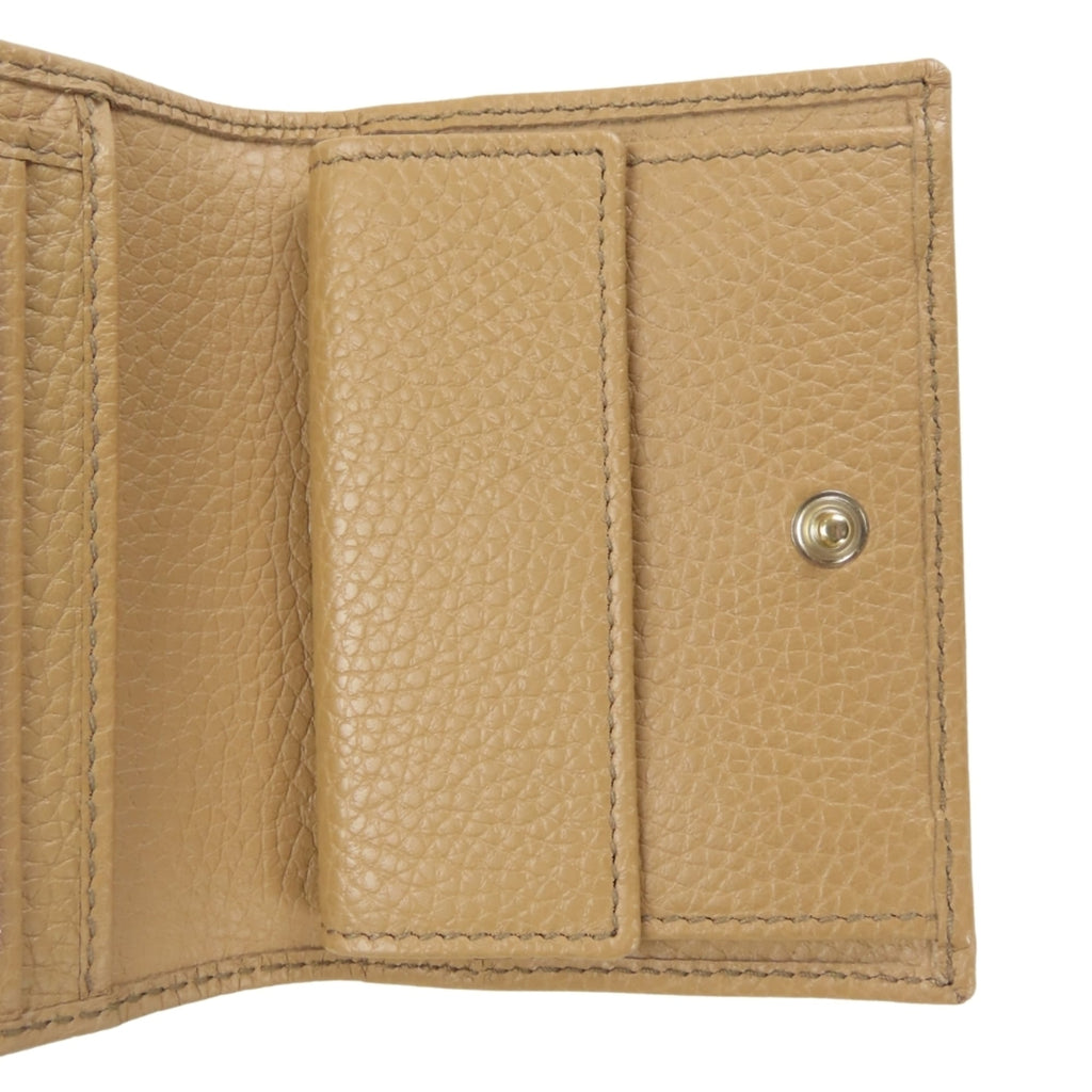 Gucci Beige Leather Wallet (Tri-Fold) (Pre-Owned)