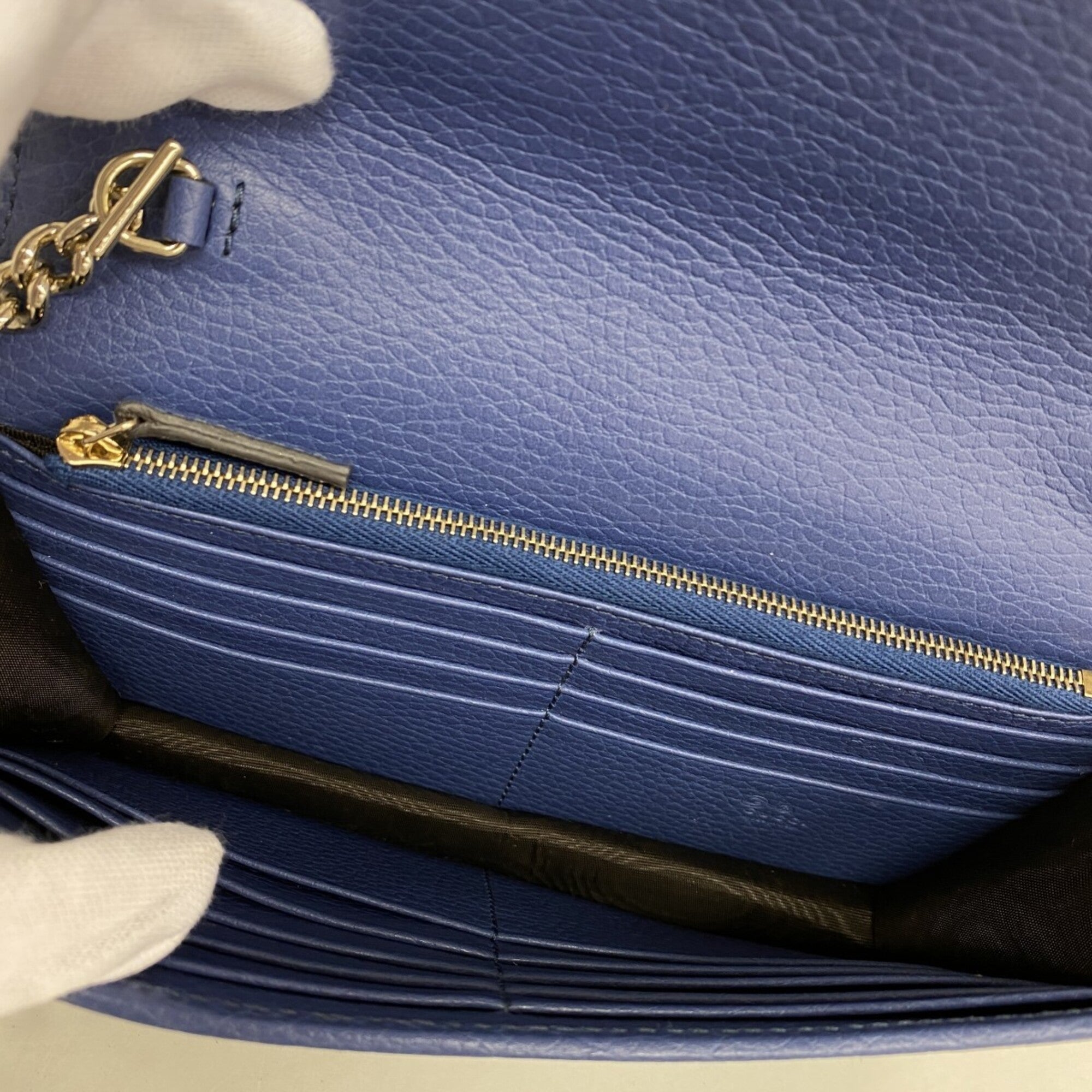 Gucci Blue Leather Chain/Shoulder Wallet (Pre-Owned)