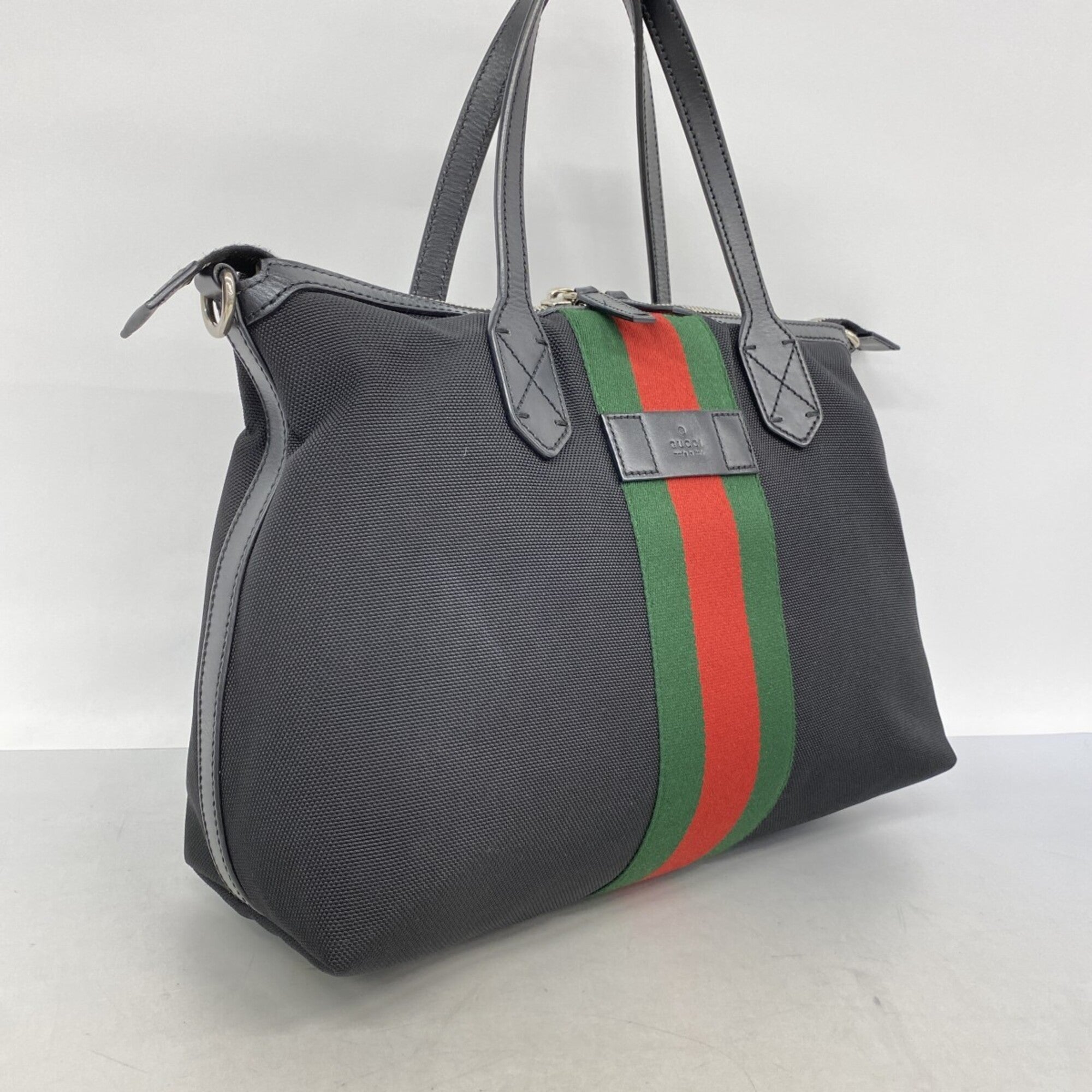 Gucci Black Nylon Handbag (Pre-Owned)