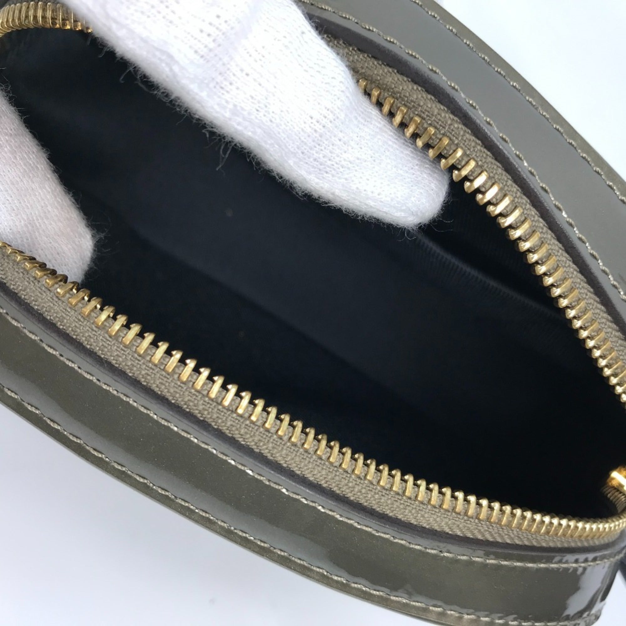 Louis Vuitton Gray Monogram Vernis Shoulder Bag Sling Bag