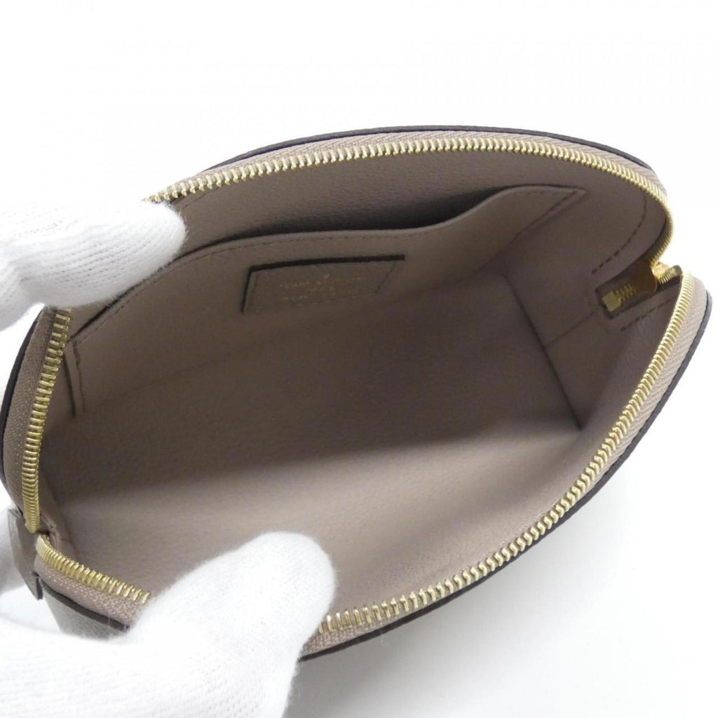 Louis Vuitton Beige Leather Handbag Pochette Pouch