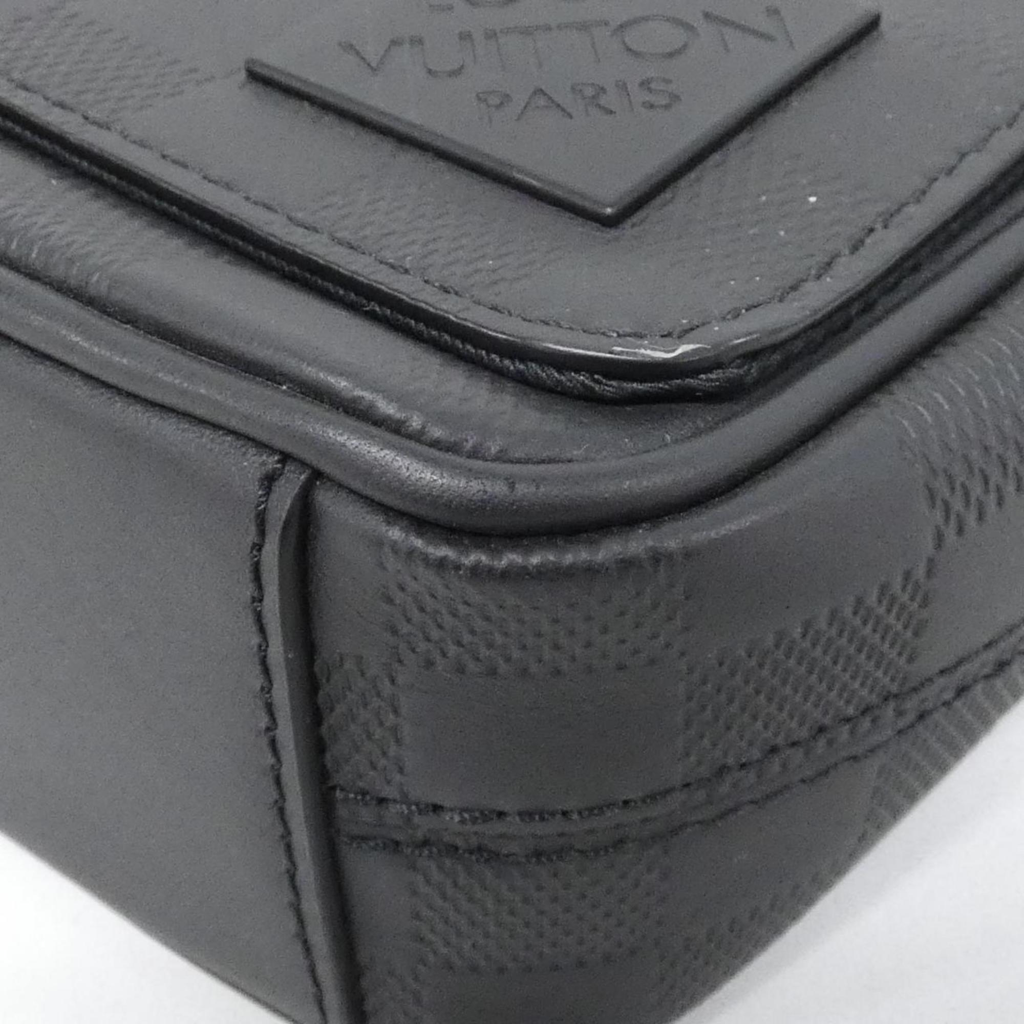 Louis Vuitton Black Leather Shoulder Bag