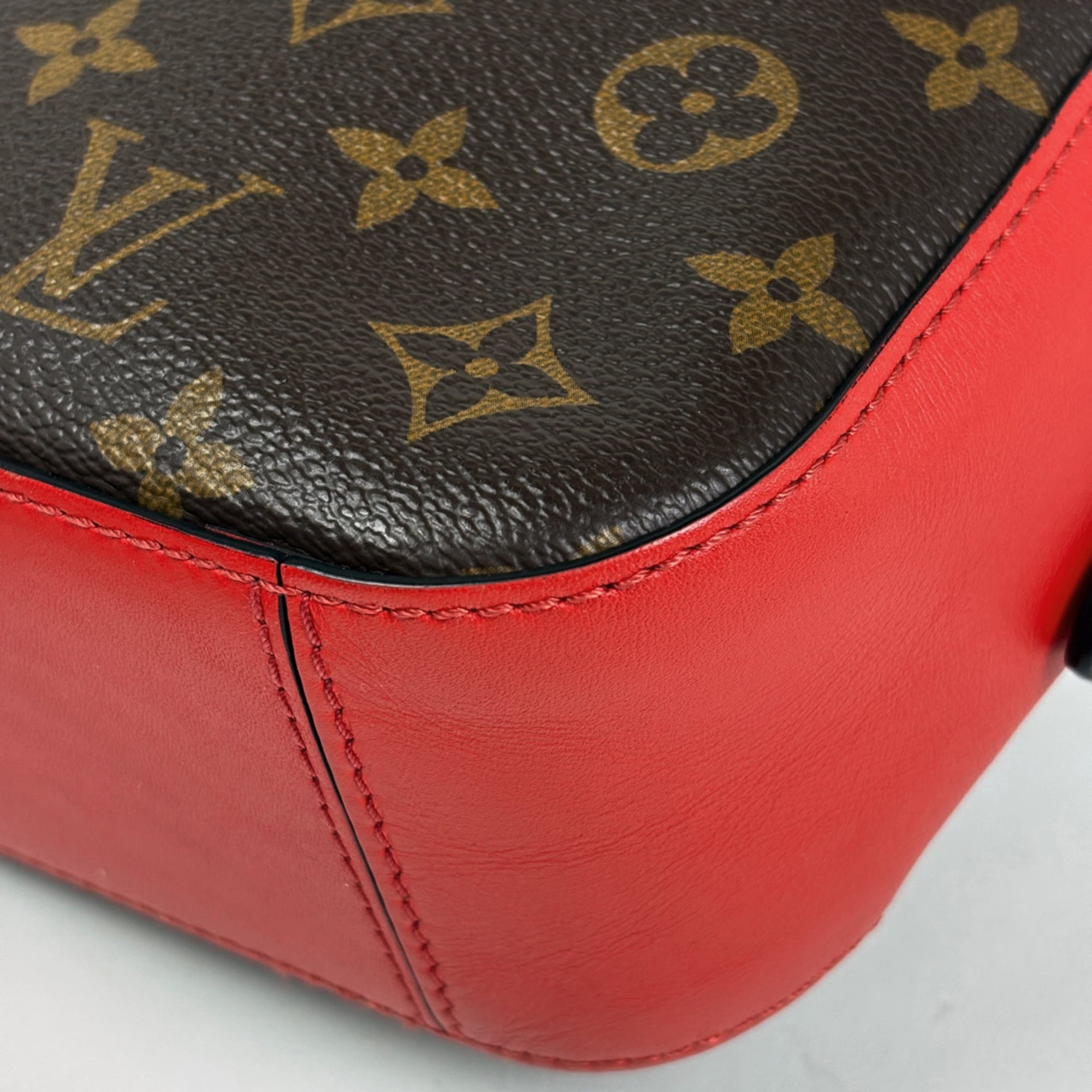 Louis Vuitton Brown Coquelicots Red Color Monogram Shoulder Bag