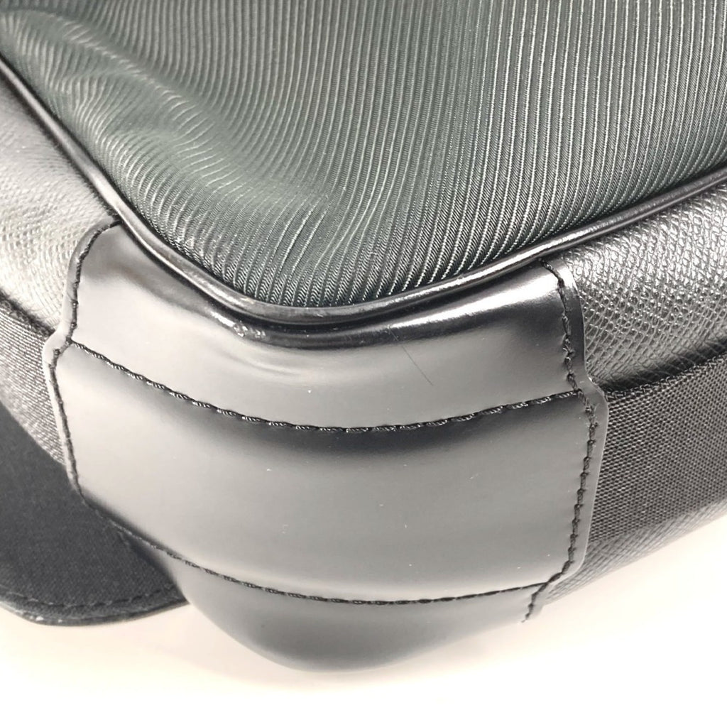Louis Vuitton Ardoise Black Khaki Taiga Leather Nylon Leather Messenger Bag Shoulder Bag