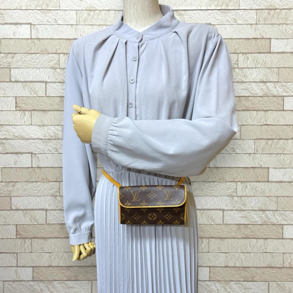 Louis Vuitton Brown Monogram Canvas Fanny Pack Pochette
