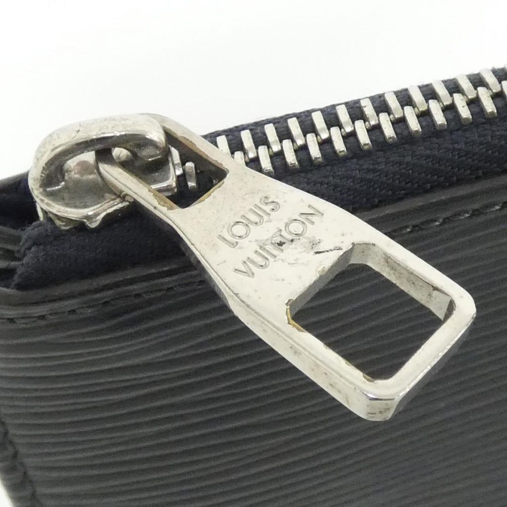 Louis Vuitton Black Leather Handbag Pochette