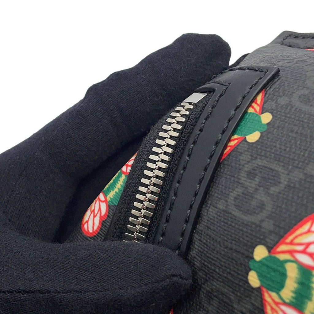 Gucci Black Gg Supreme Sling Bag (Pre-Owned)