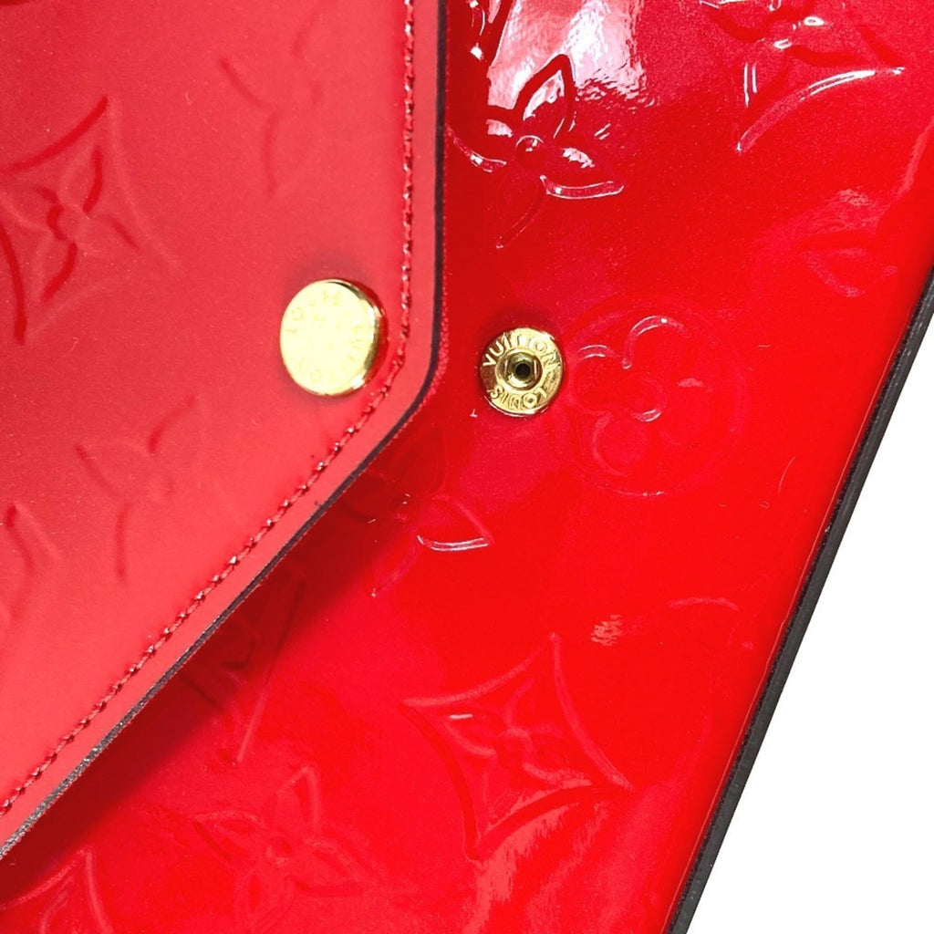 Louis Vuitton Red Color Monogram Vernis Canvas Clutch Bag Pochette Shoulder Bag