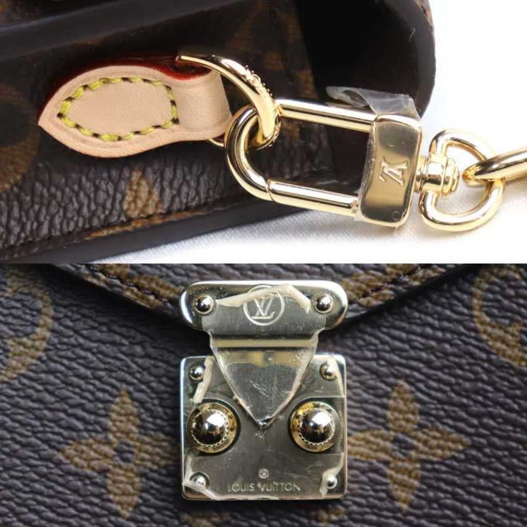 Louis Vuitton Monogram Pouch Shoulder Bag