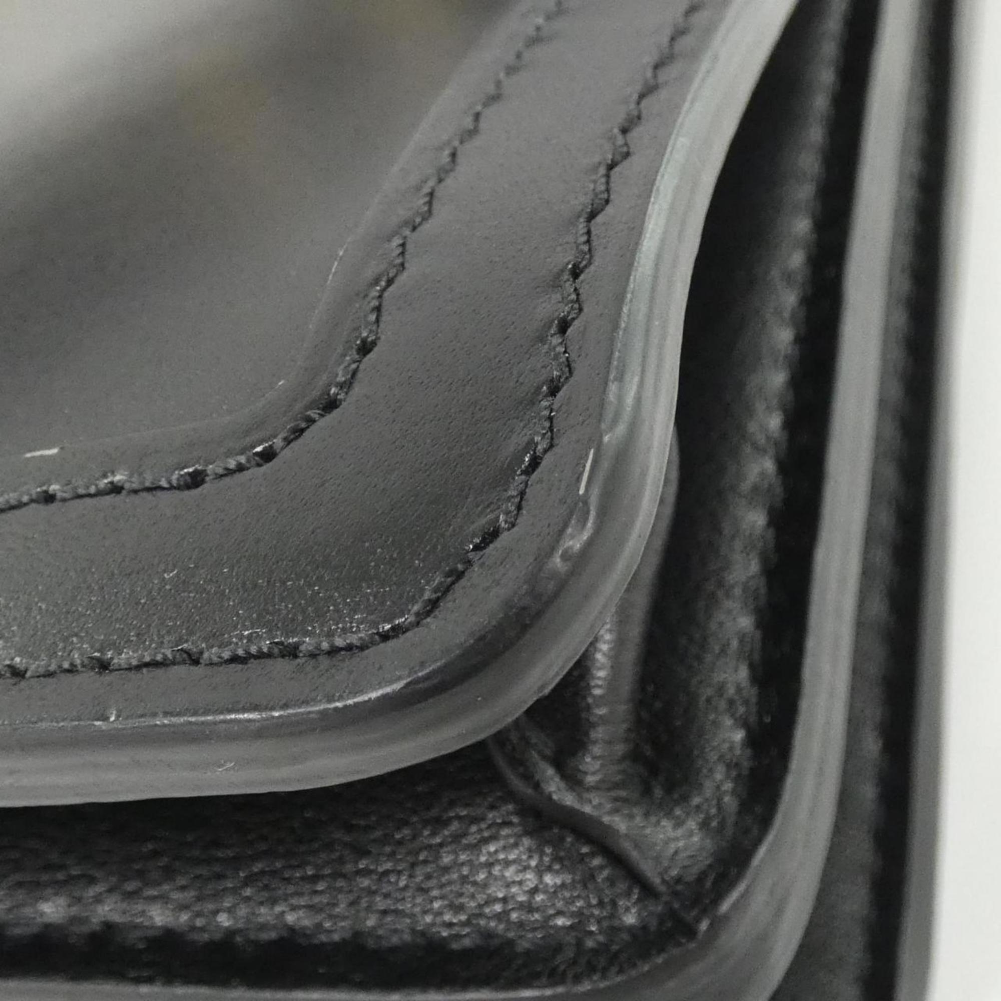 Louis Vuitton Black Leather Shoulder Bag