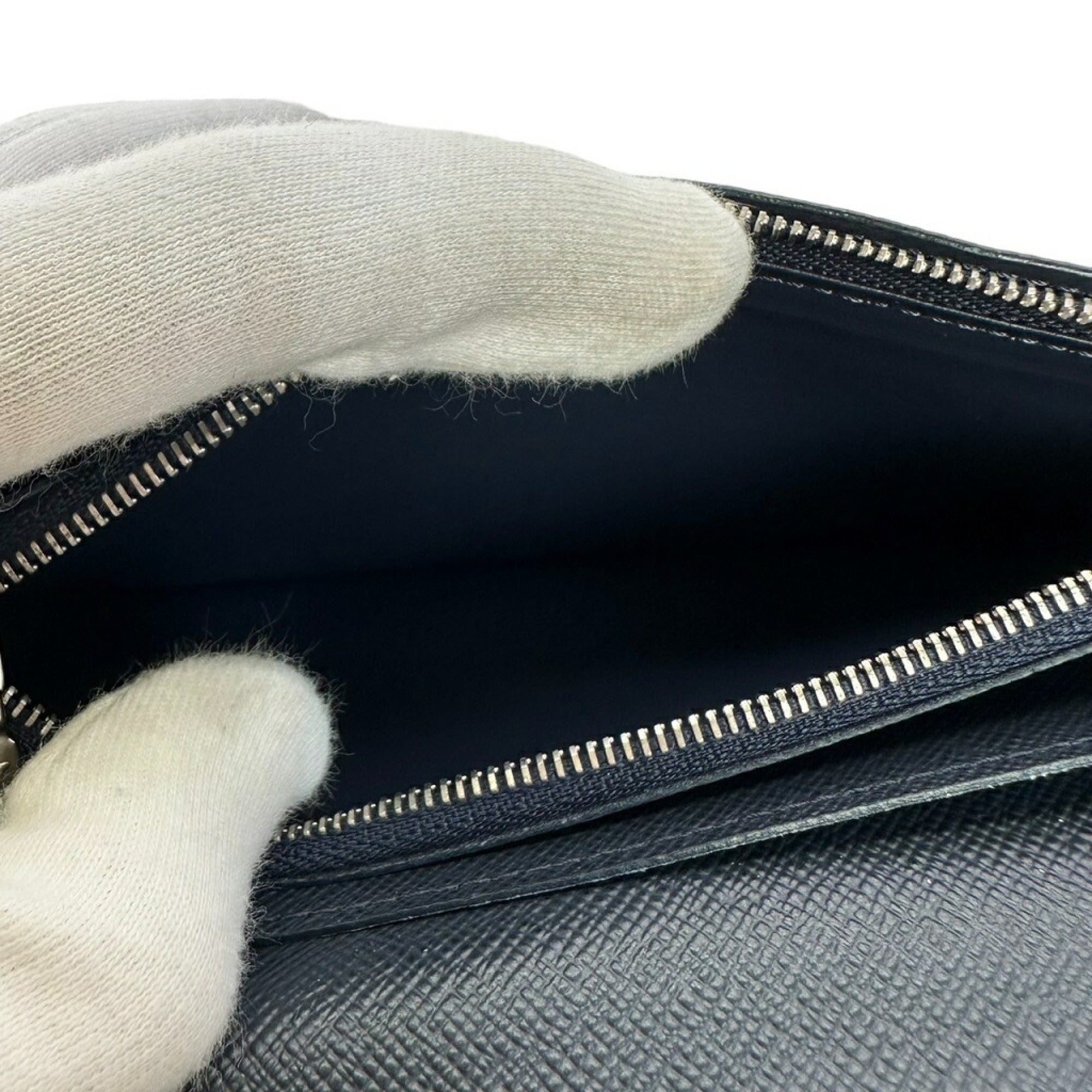 Louis Vuitton Noir Epi Leather Long Wallet