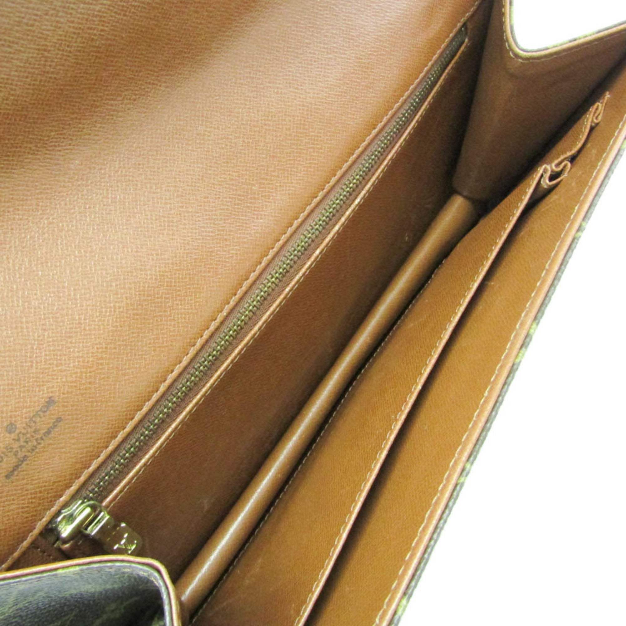 Louis Vuitton Monogram Monogram Monogram Clutch Bag