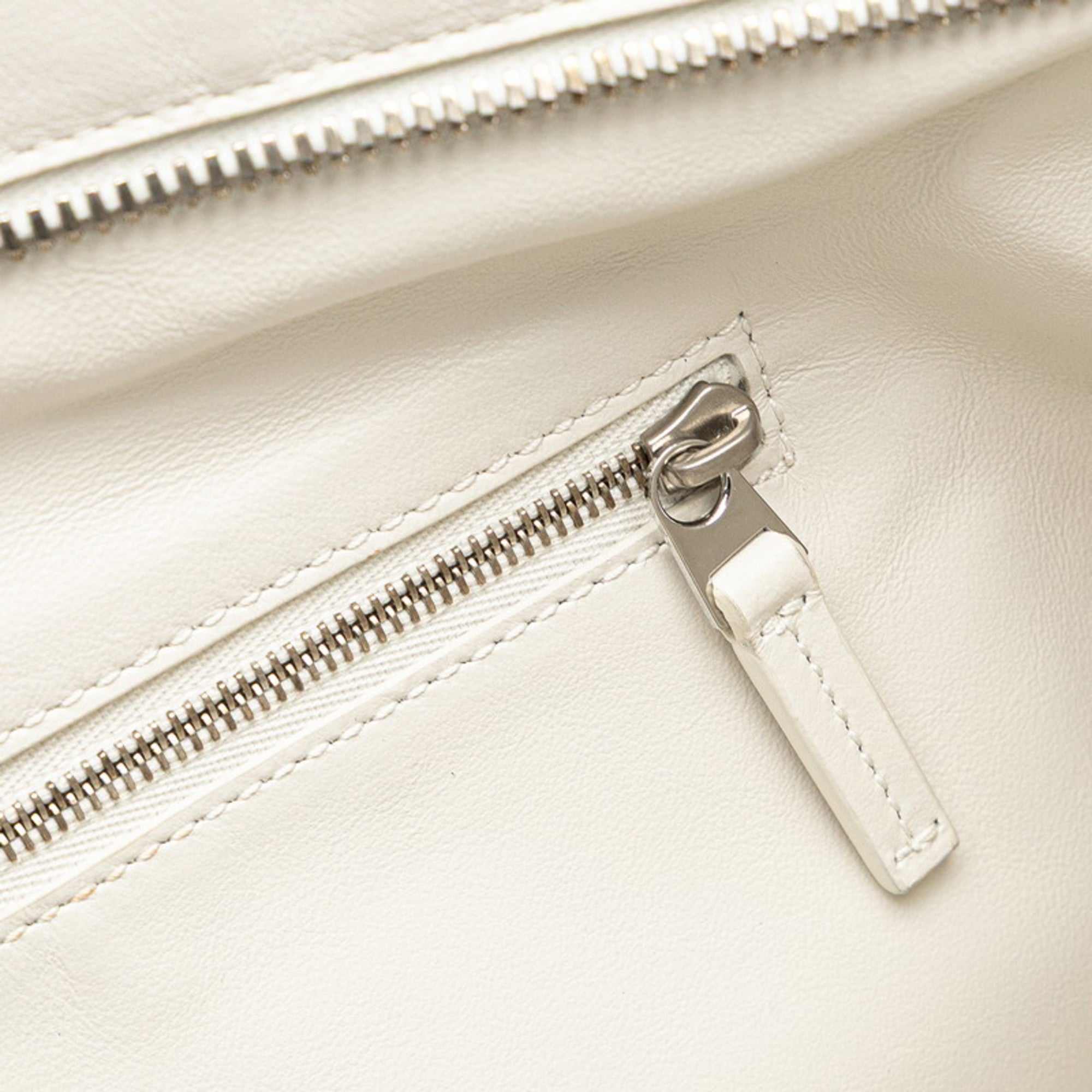 Bottega Veneta White Leather Handbag