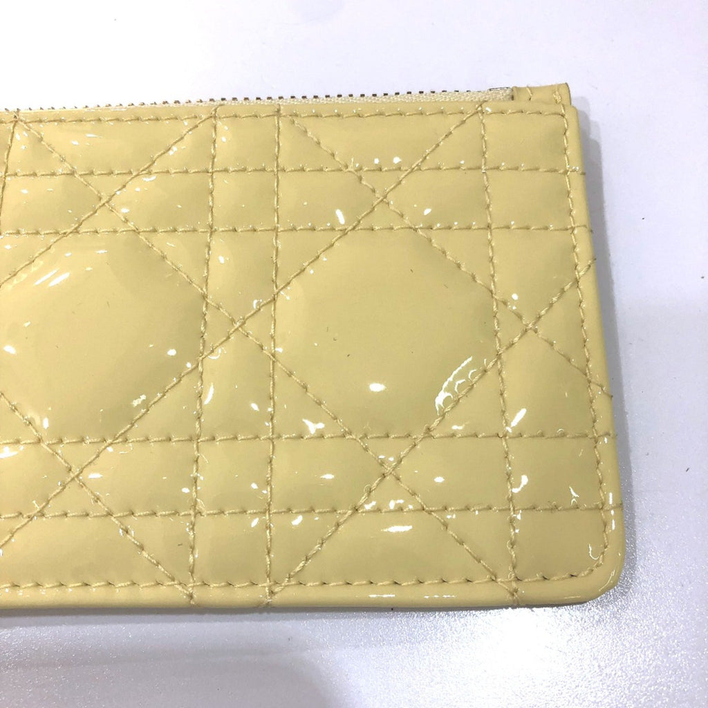 Christian Dior Beige Patent Leather Coin Purse/Coin Case (Pre-Owned)