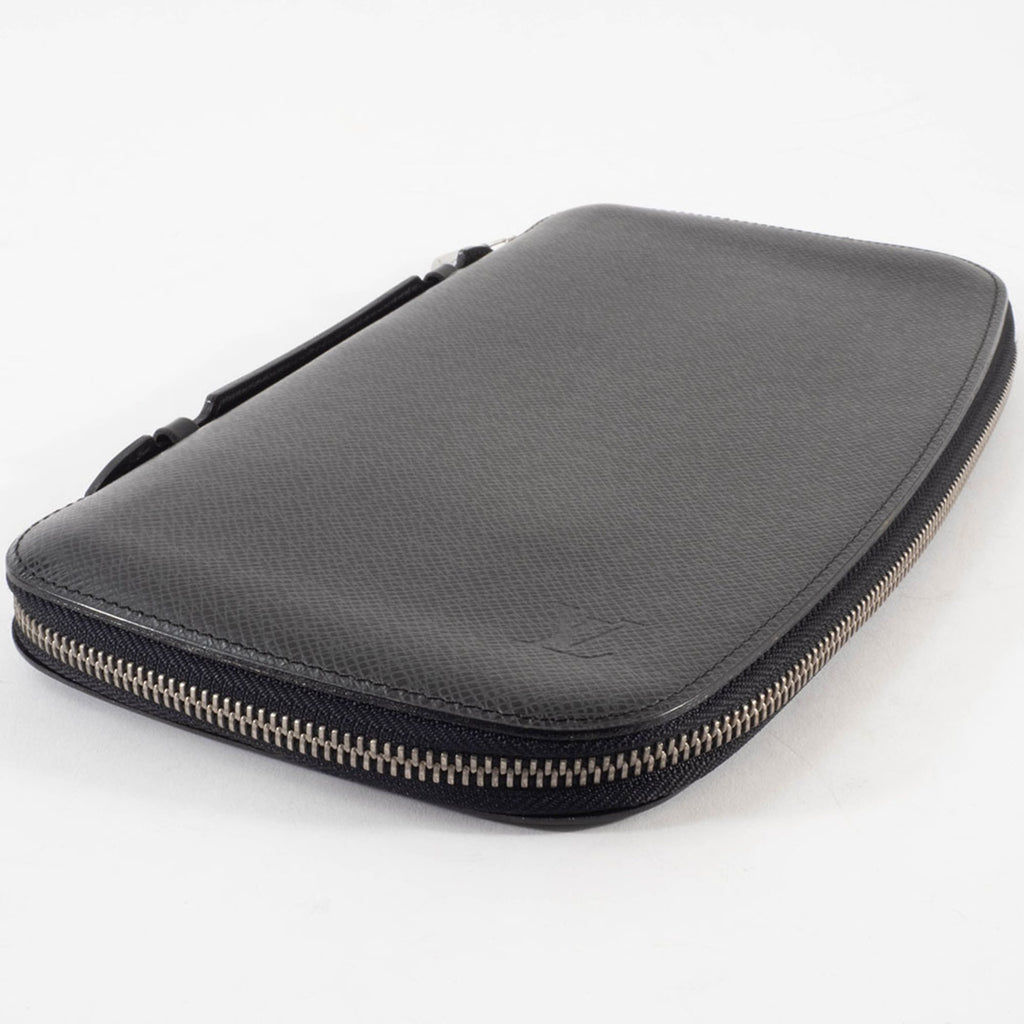 Louis Vuitton Black Taiga Leather Leather Long Bill Wallet