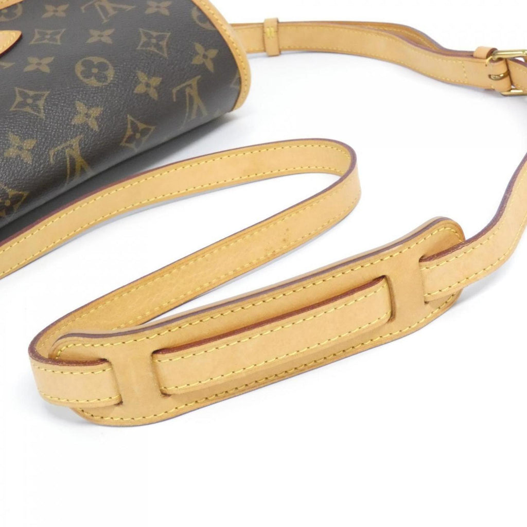 Louis Vuitton Marron Coated Canvas Shoulder Bag