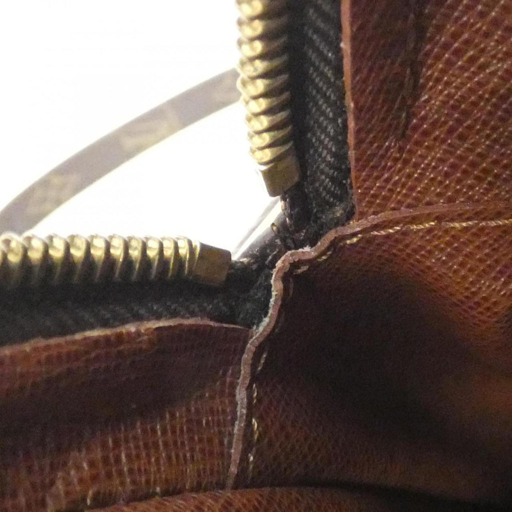 Louis Vuitton Marron Coated Canvas Shoulder Bag
