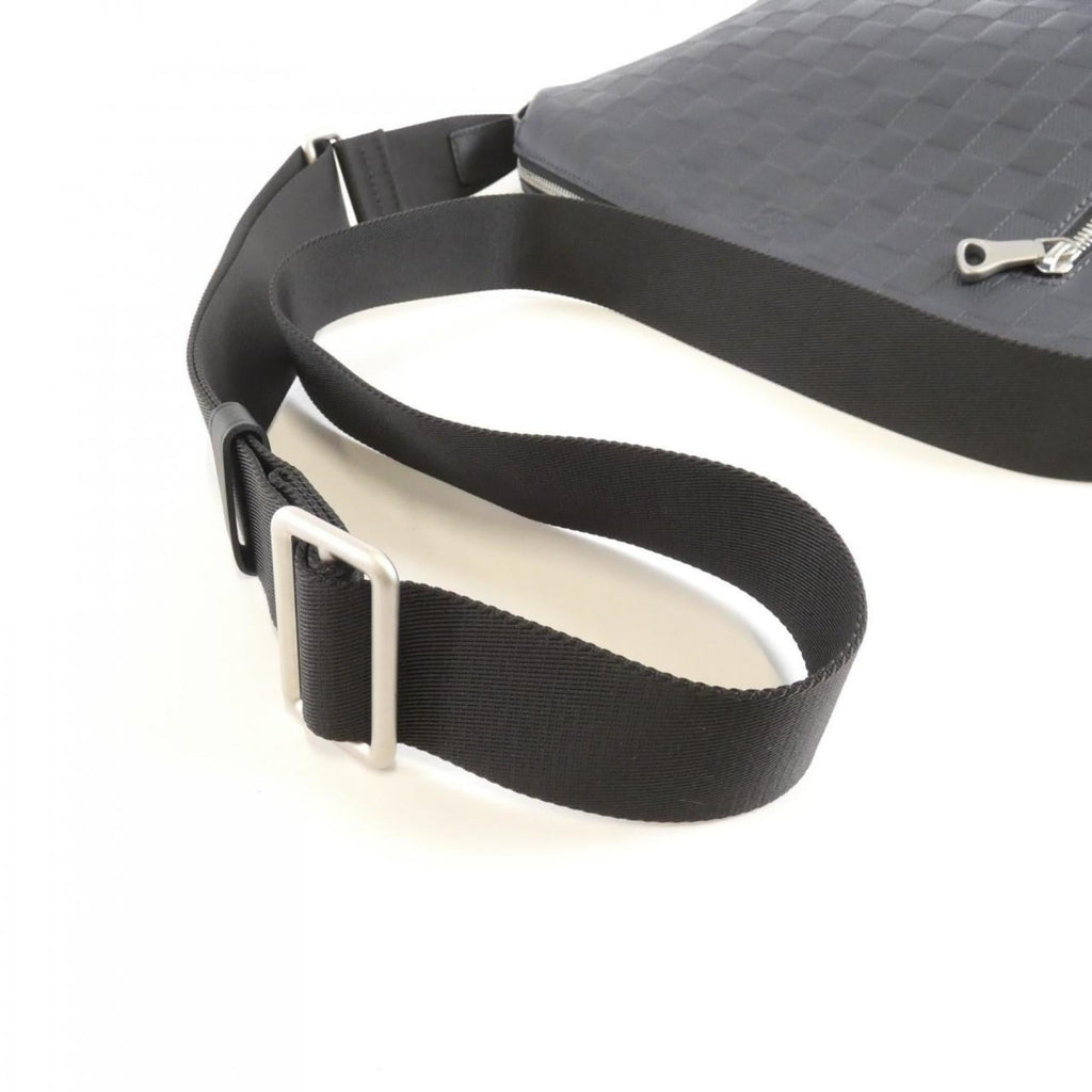Louis Vuitton Onyx Leather Shoulder Bag