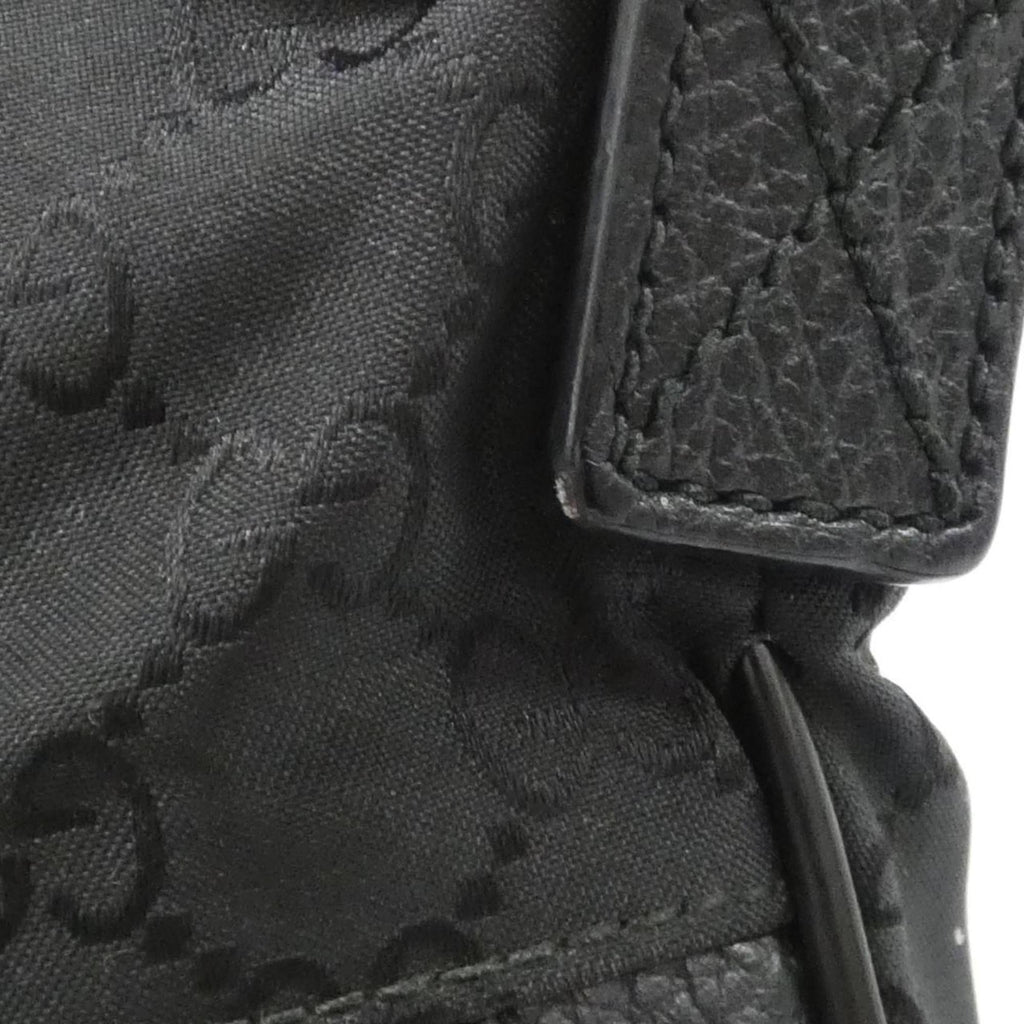 Gucci Black Nylon Shoulder Bag (Pre-Owned)
