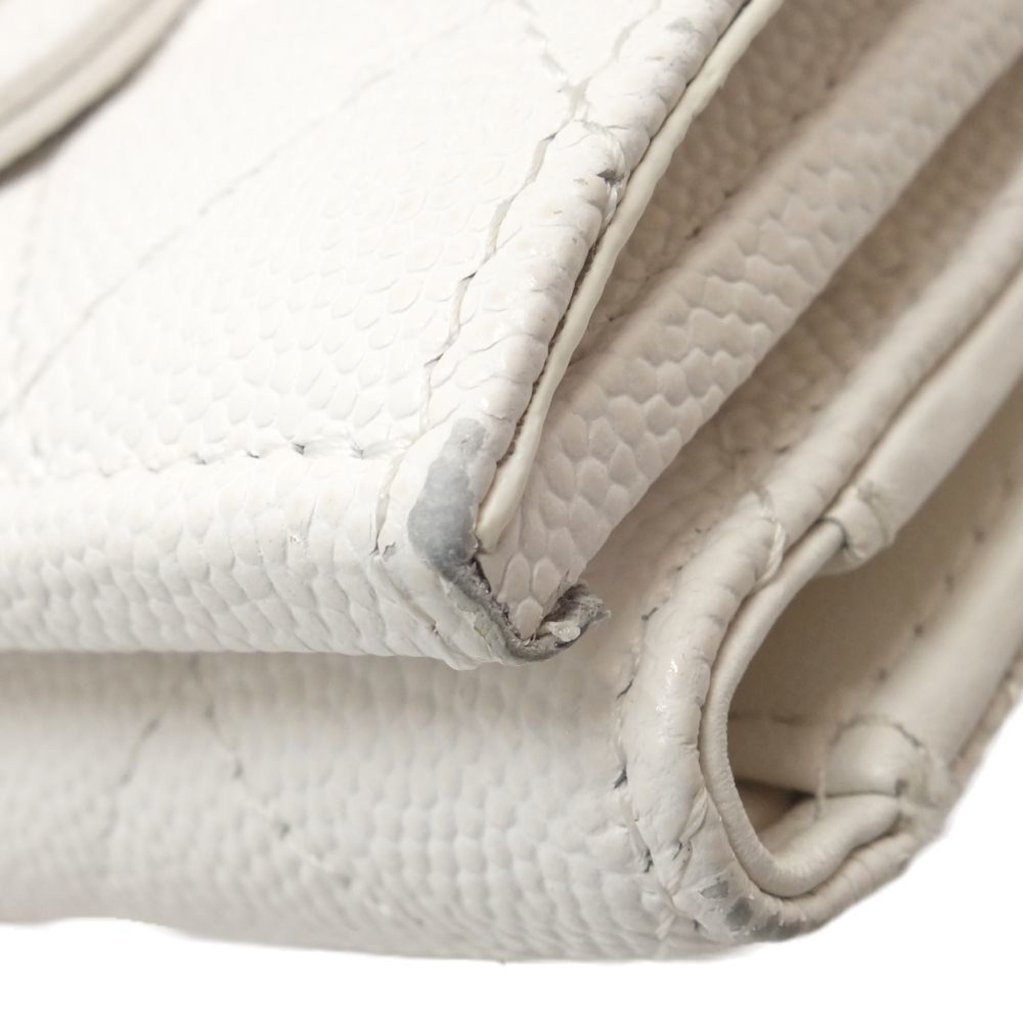 Chanel White Grained Calfskin Wallet (Tri-Fold)