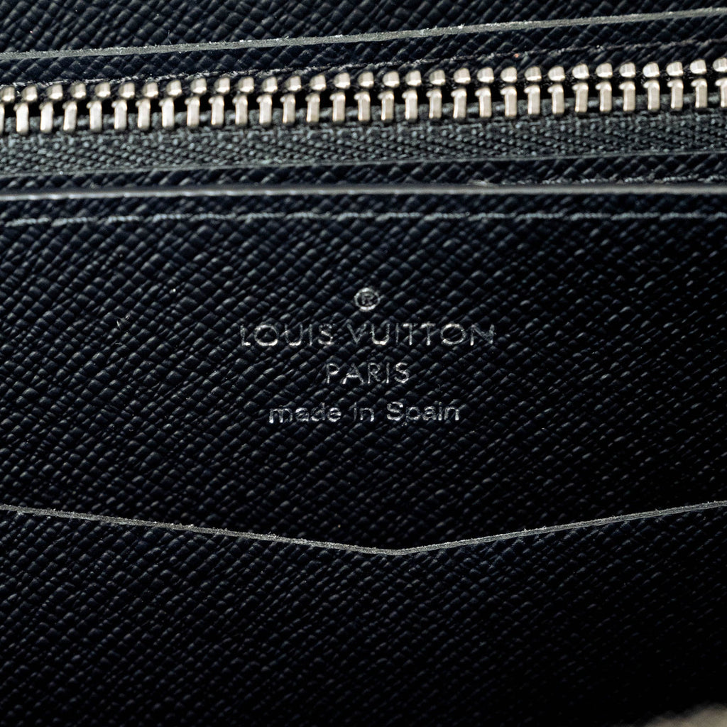 Louis Vuitton Monogram Eclipse Monogram Eclipse Long Wallet