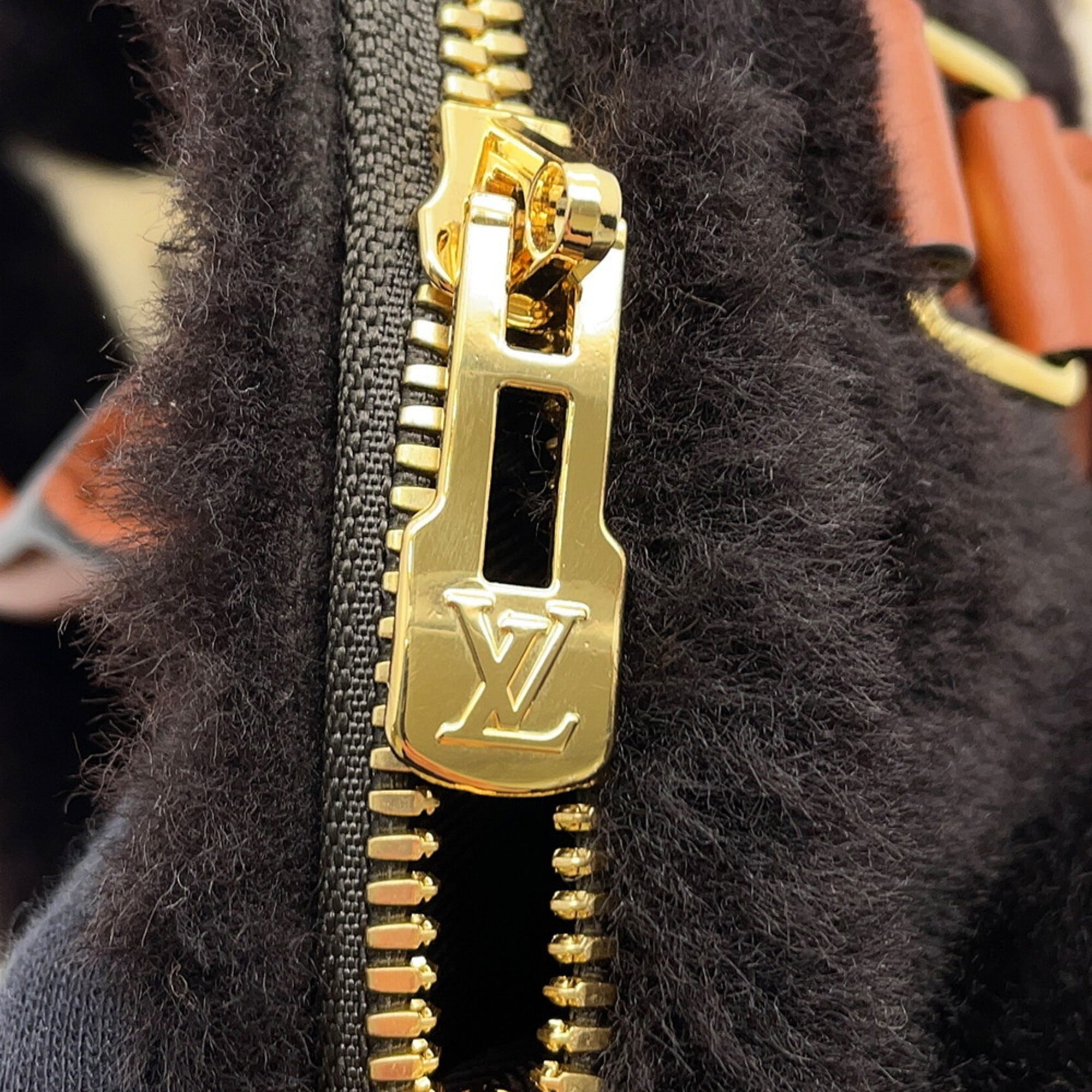 Louis Vuitton Monogram Noir White Handbag