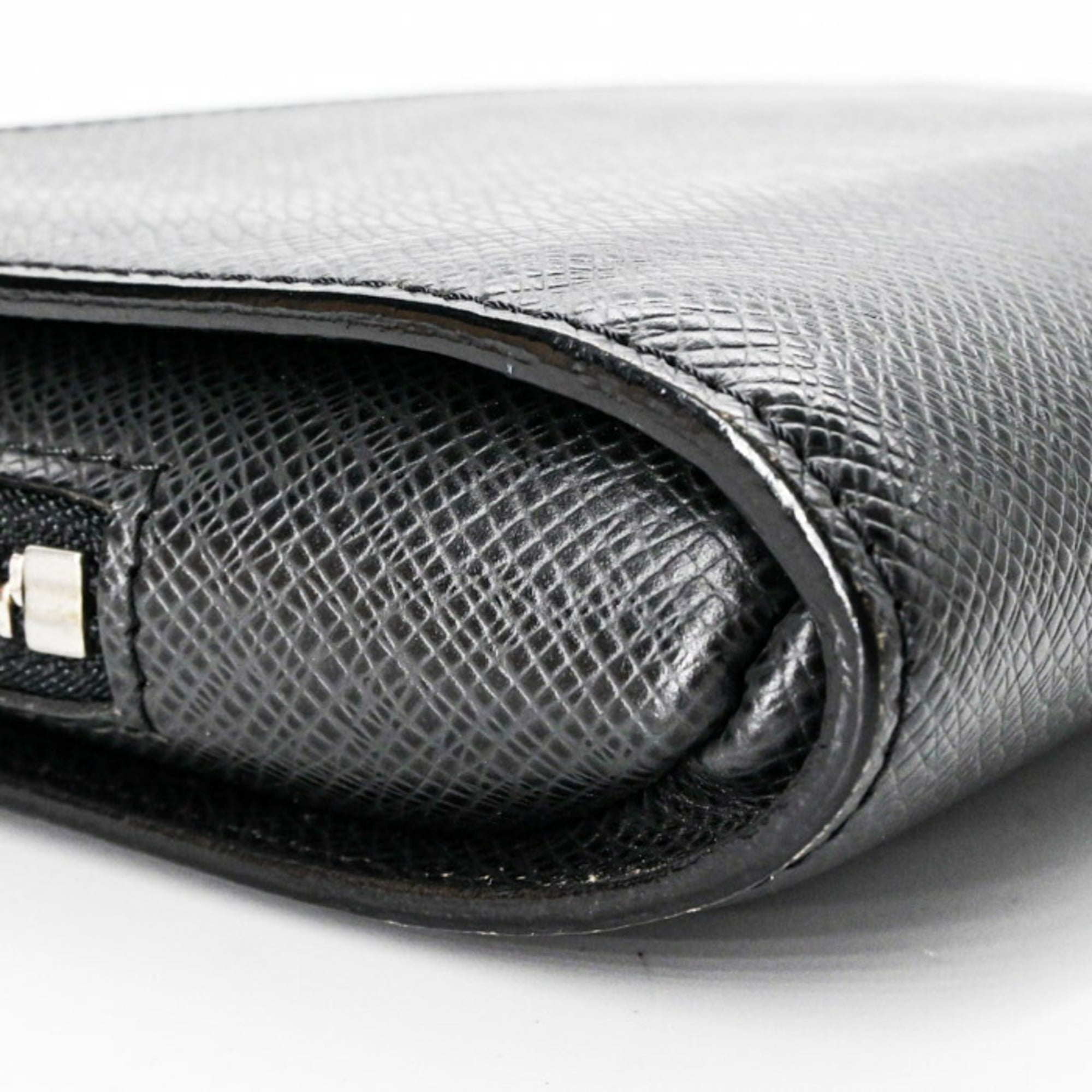 Louis Vuitton Ardoise Black Taiga Leather Clutch Bag