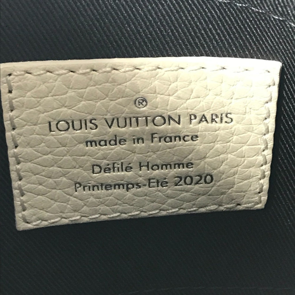 Louis Vuitton Monogram Empreinte White Leather Clutch Bag Pochette Shoulder Bag