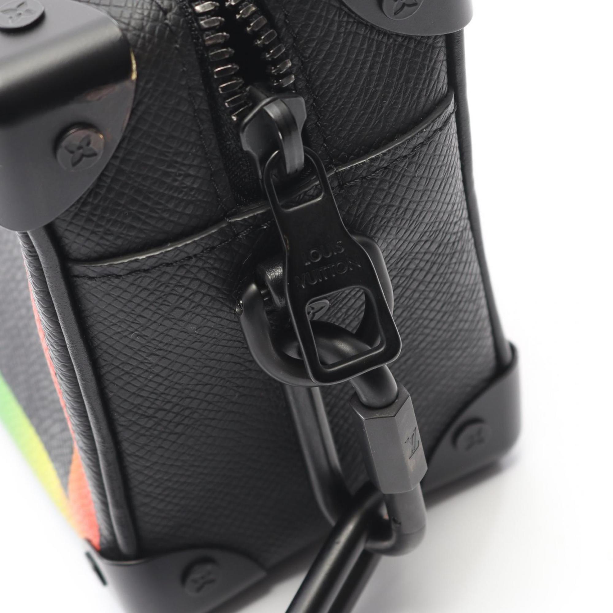 Louis Vuitton Black Multi-Color Taiga Leather Handbag Shoulder Bag