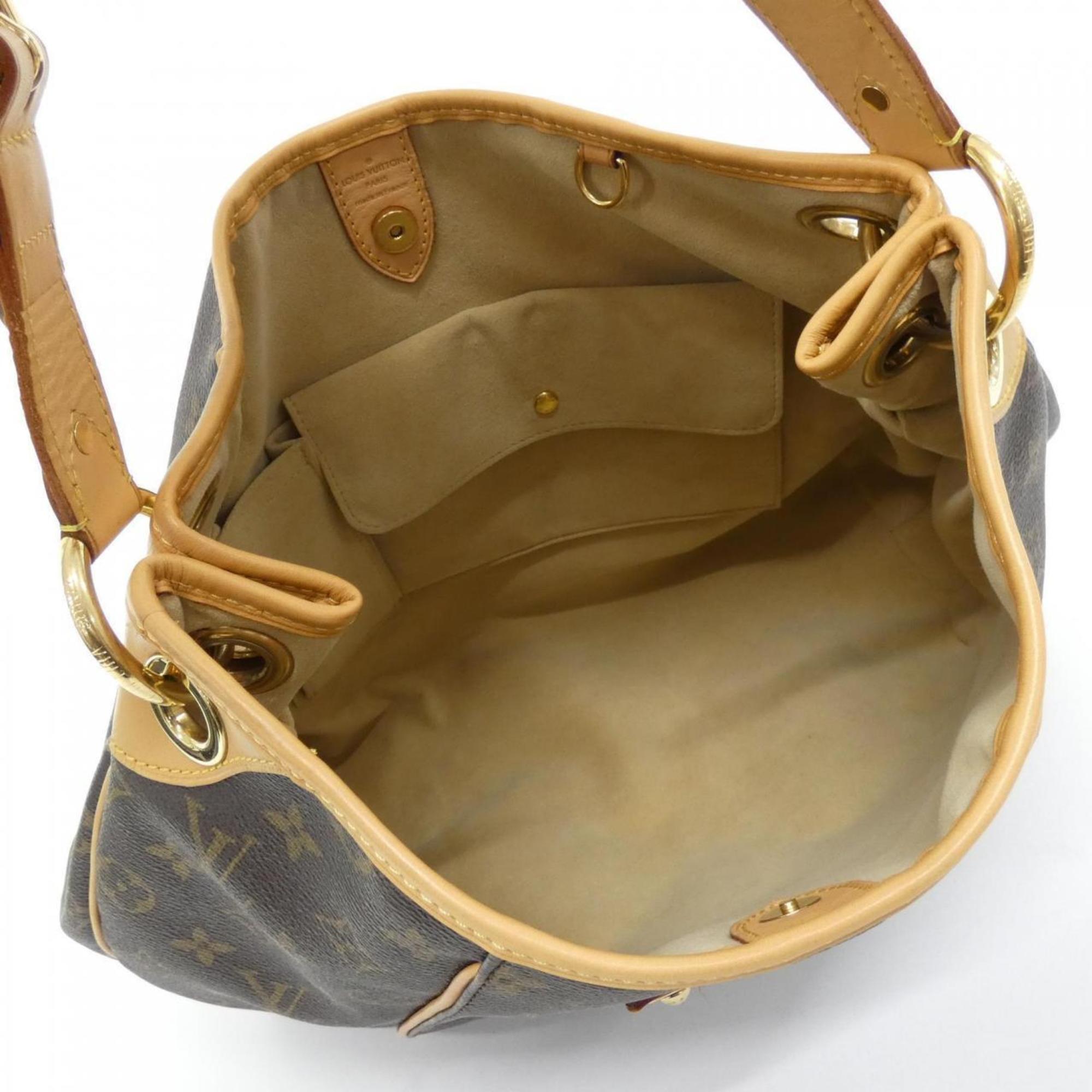 Louis Vuitton Marron Monogram Monogram Shoulder Bag