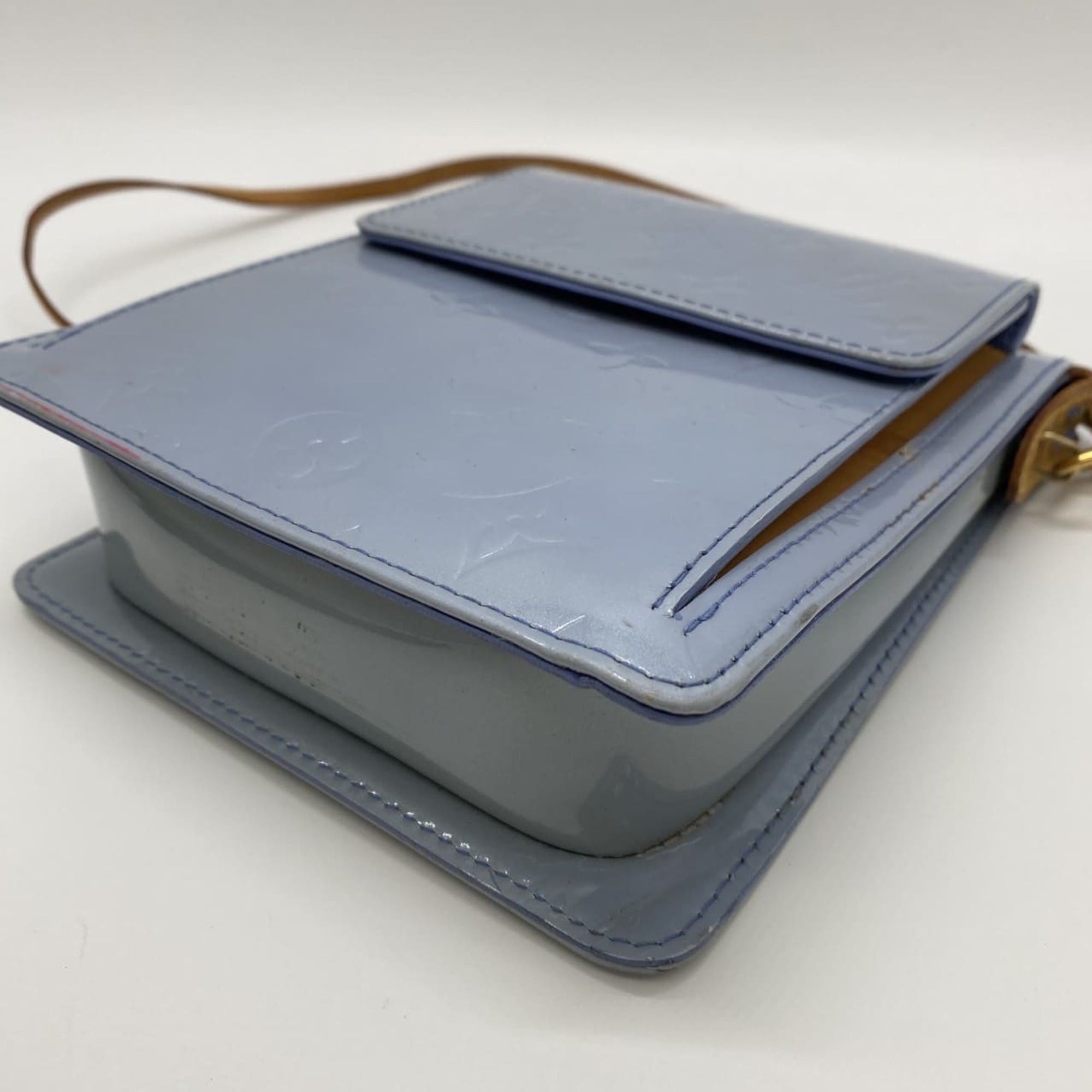 Louis Vuitton Blue Monogram Vernis Pochette Shoulder Bag