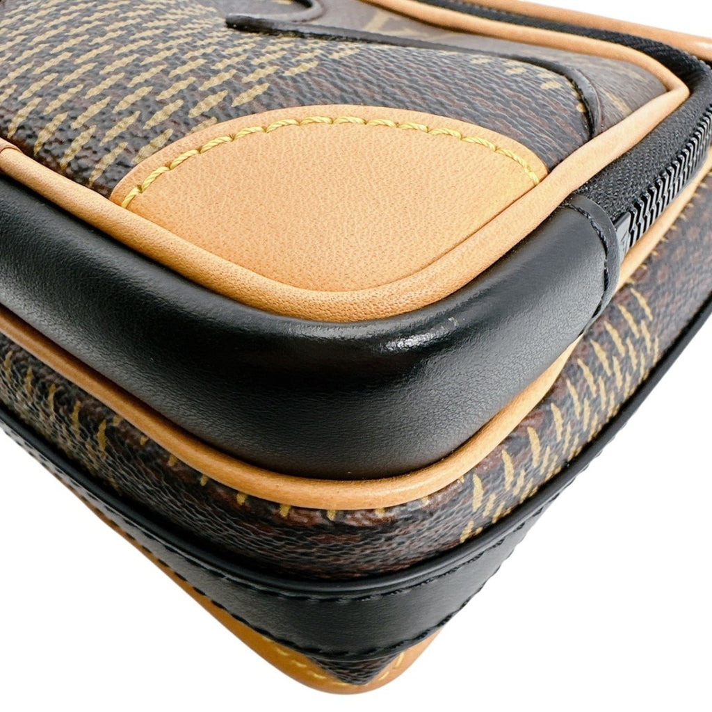 Louis Vuitton Brown Damier Canvas Messenger Bag